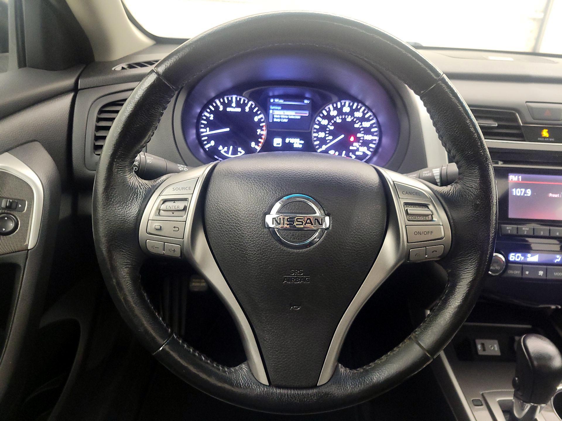 Thumbnail: 2014 Nissan Altima - 10