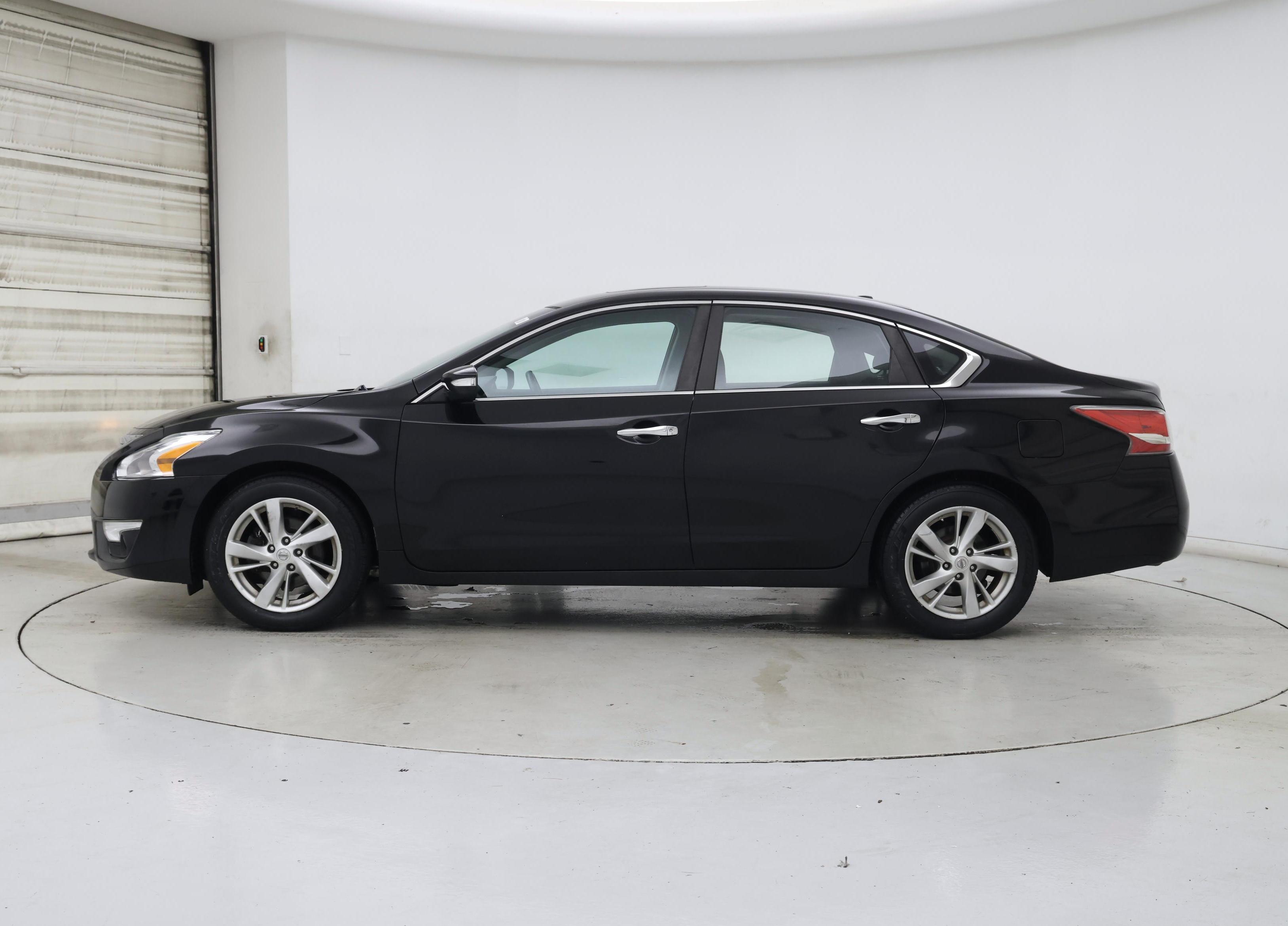 Thumbnail: 2014 Nissan Altima - 3