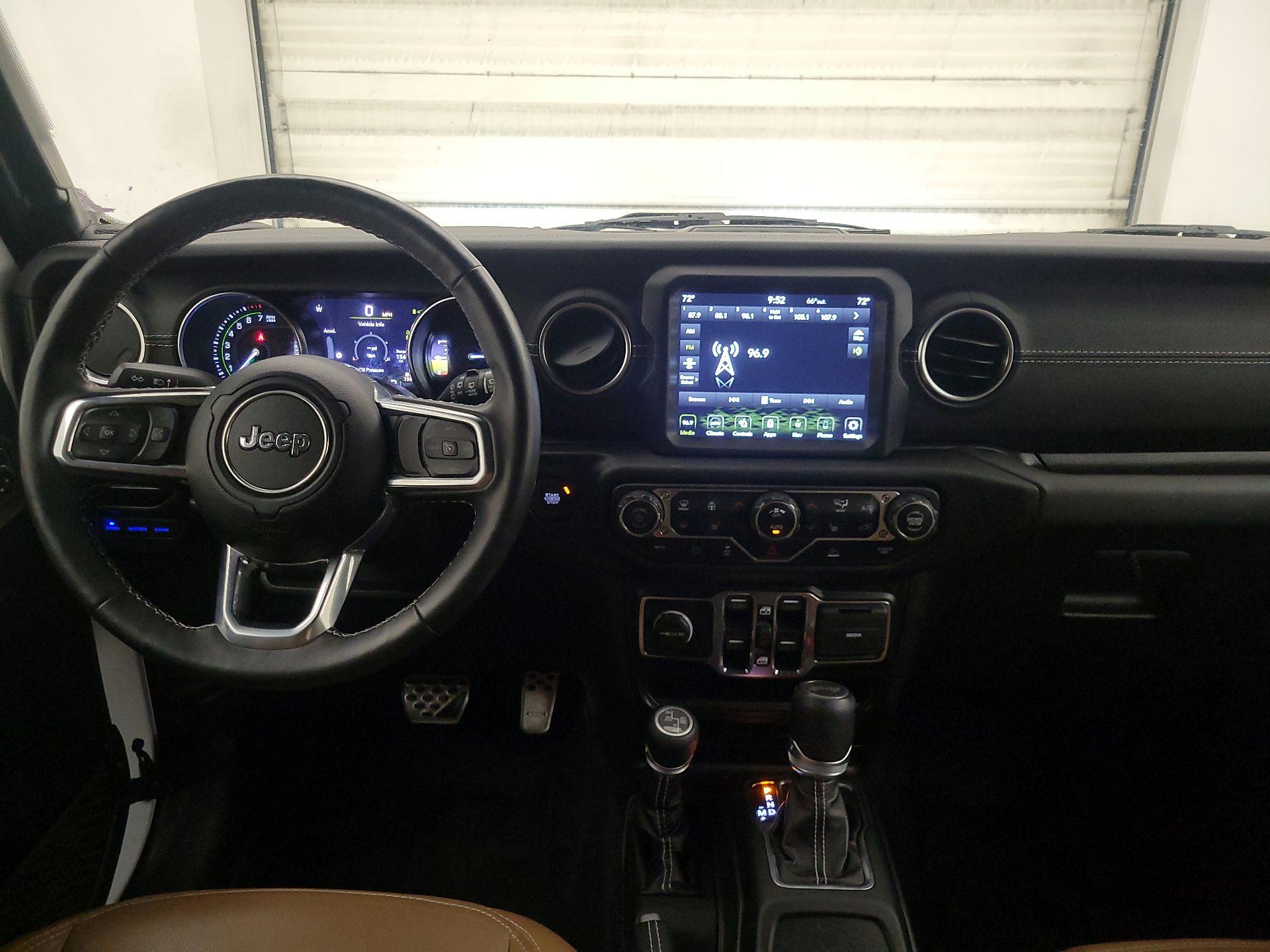 Thumbnail: 2021 Jeep Wrangler - 9