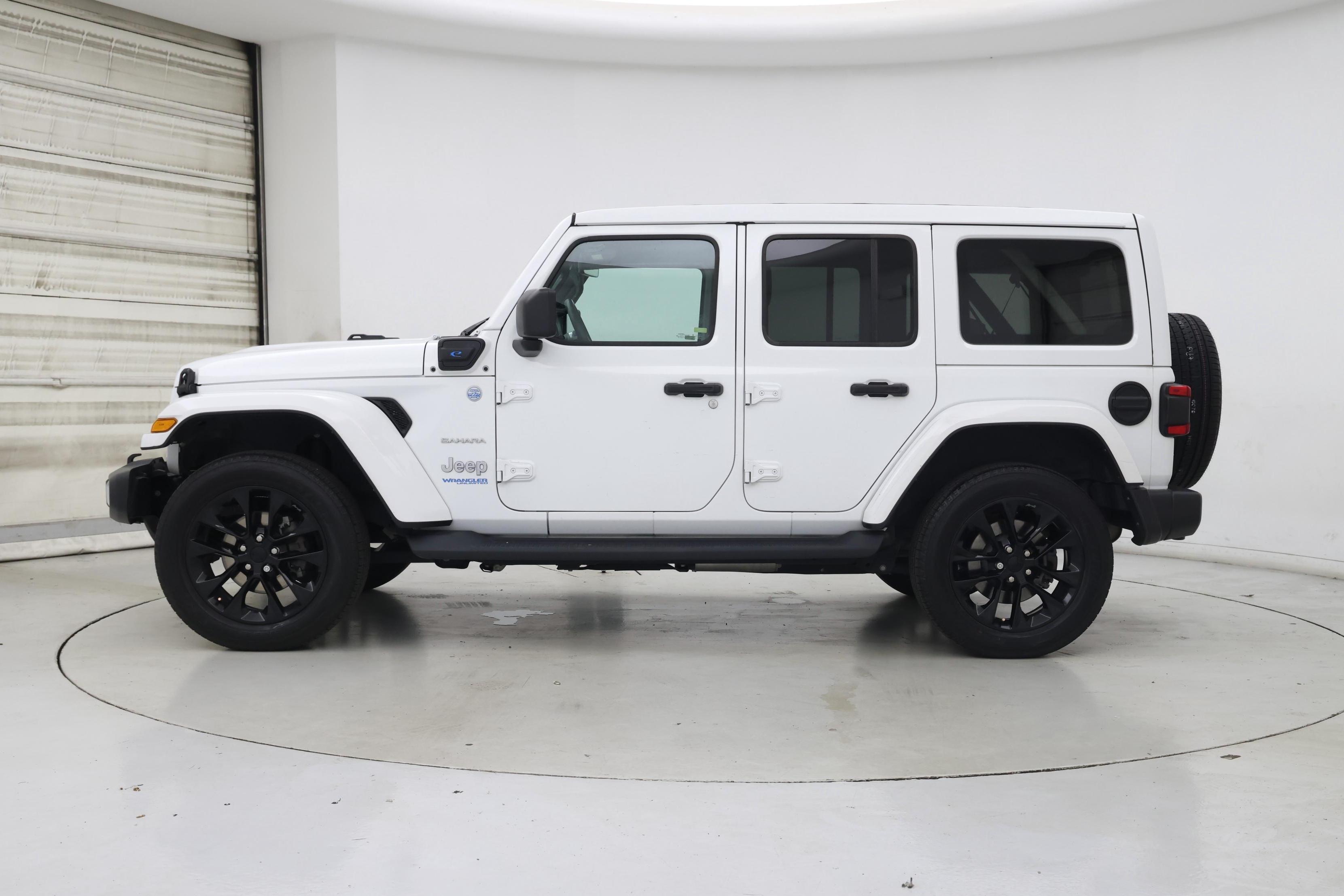 Thumbnail: 2021 Jeep Wrangler - 3