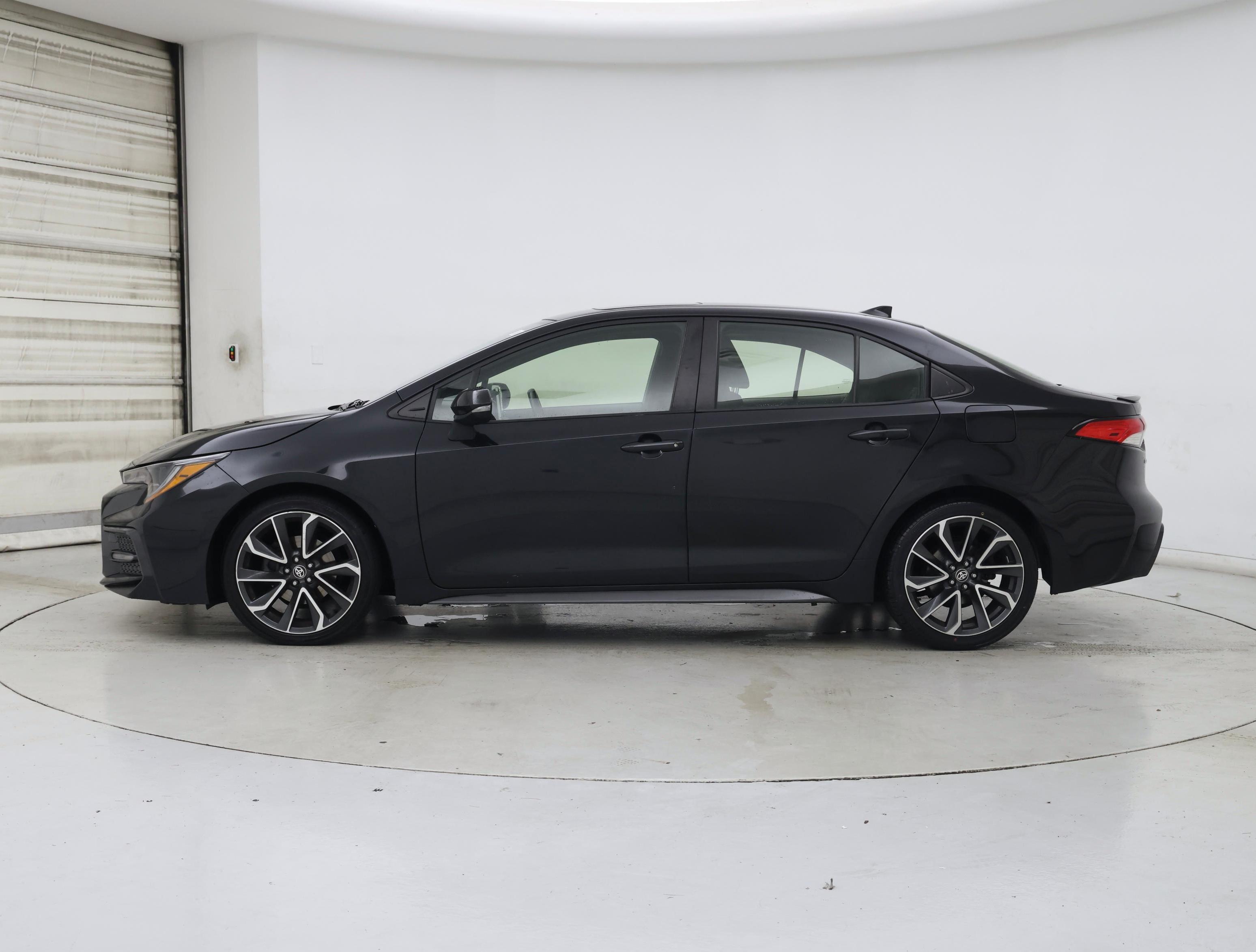 Thumbnail: 2022 Toyota Corolla - 3