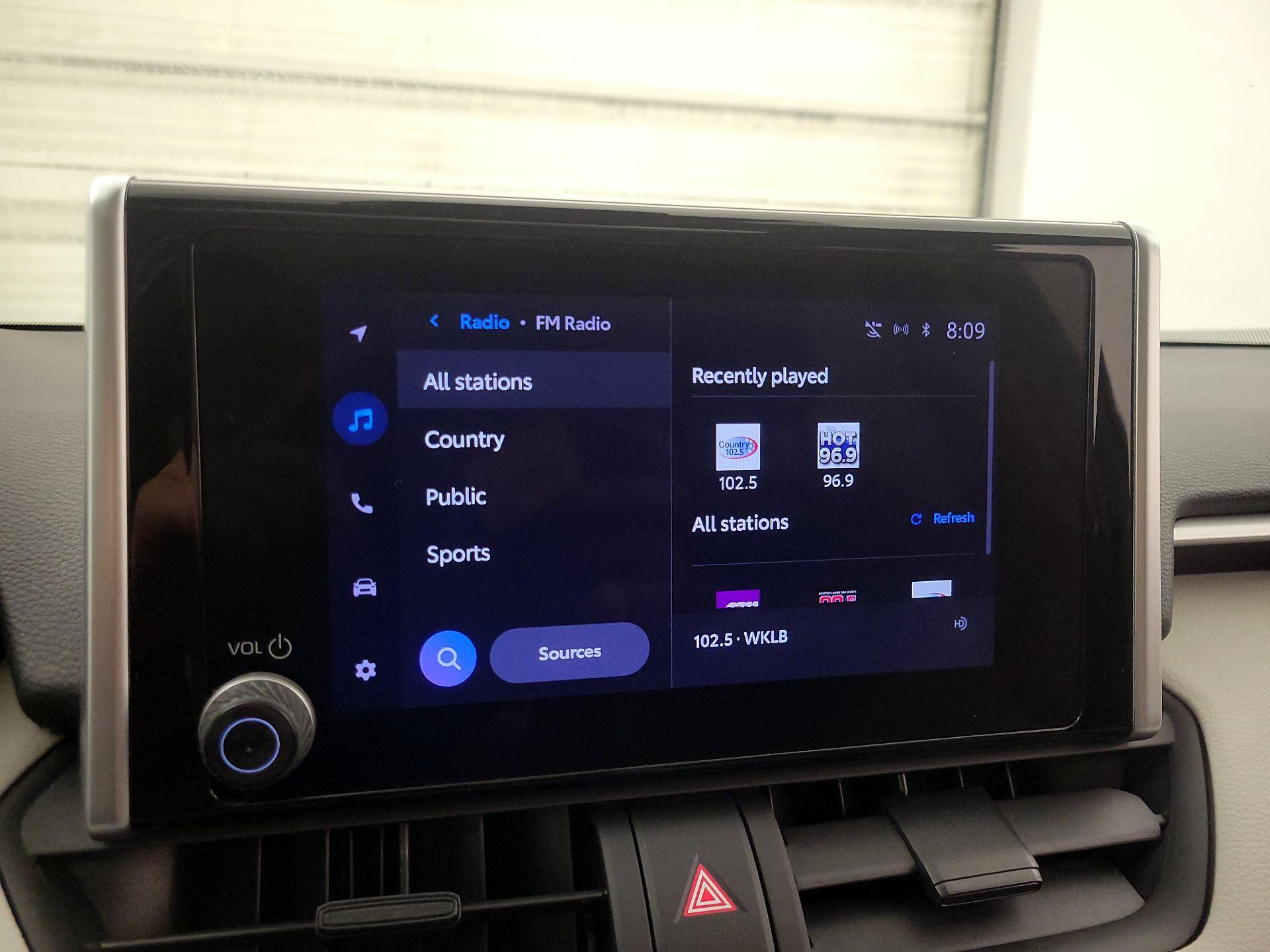 Thumbnail: 2023 Toyota RAV4 - 15