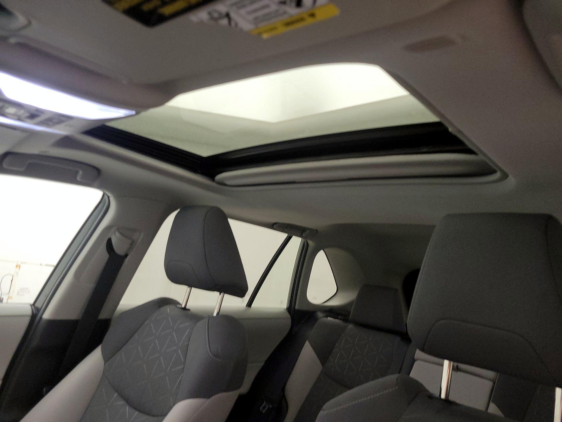 Thumbnail: 2023 Toyota RAV4 - 19