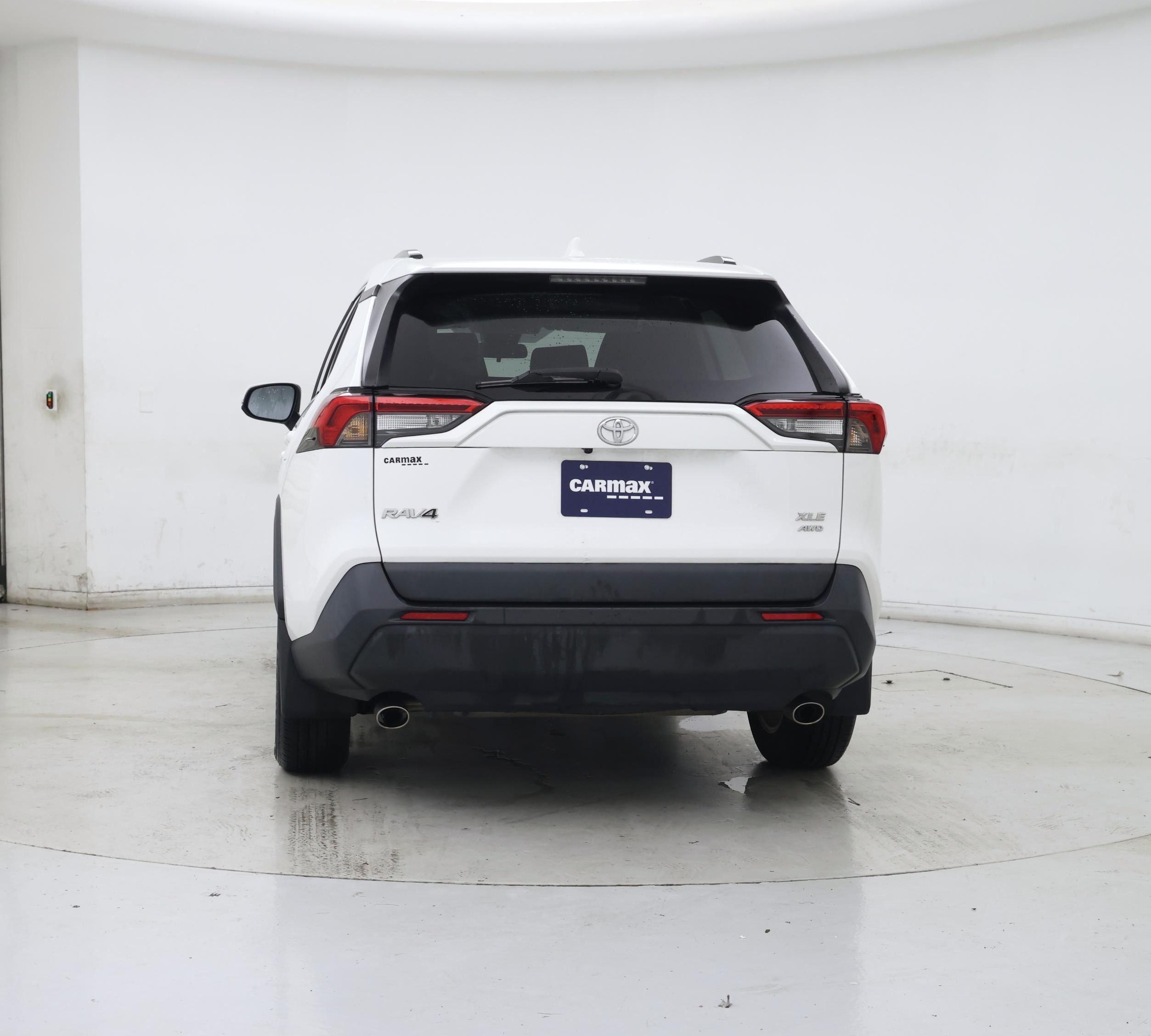 Thumbnail: 2021 Toyota RAV4 - 6