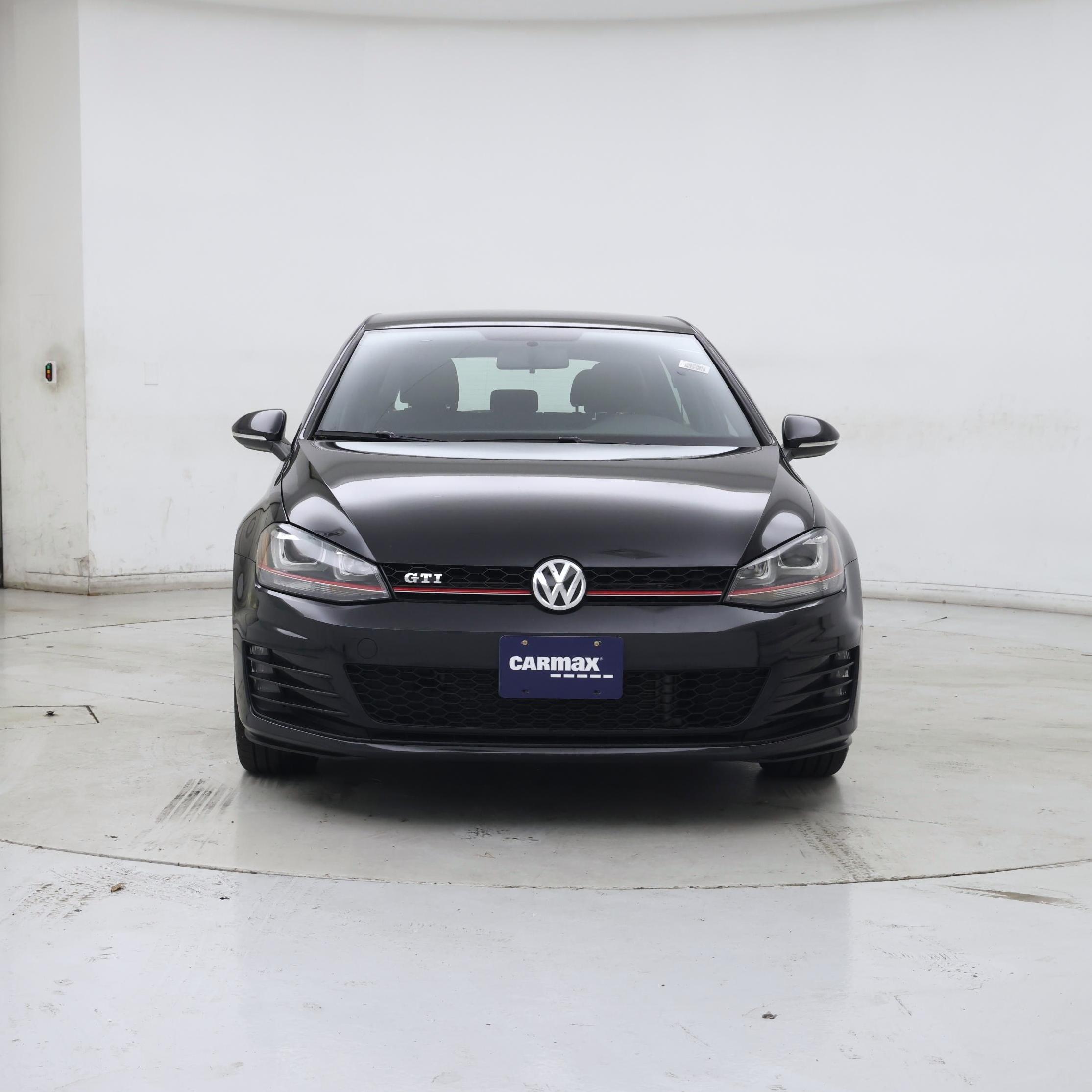 Thumbnail: 2016 Volkswagen Golf - 5