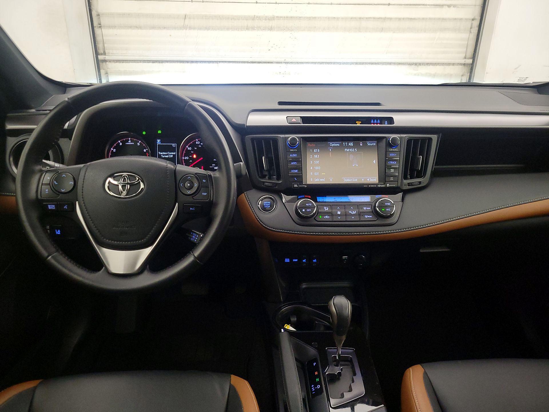 Thumbnail: 2017 Toyota RAV4 - 9