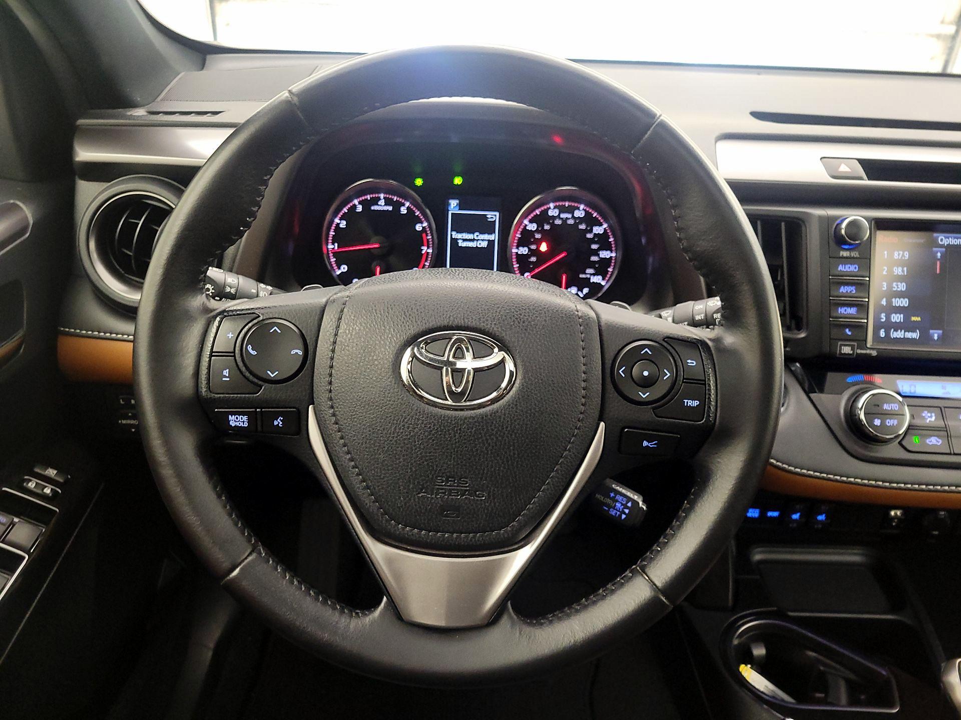Thumbnail: 2017 Toyota RAV4 - 10