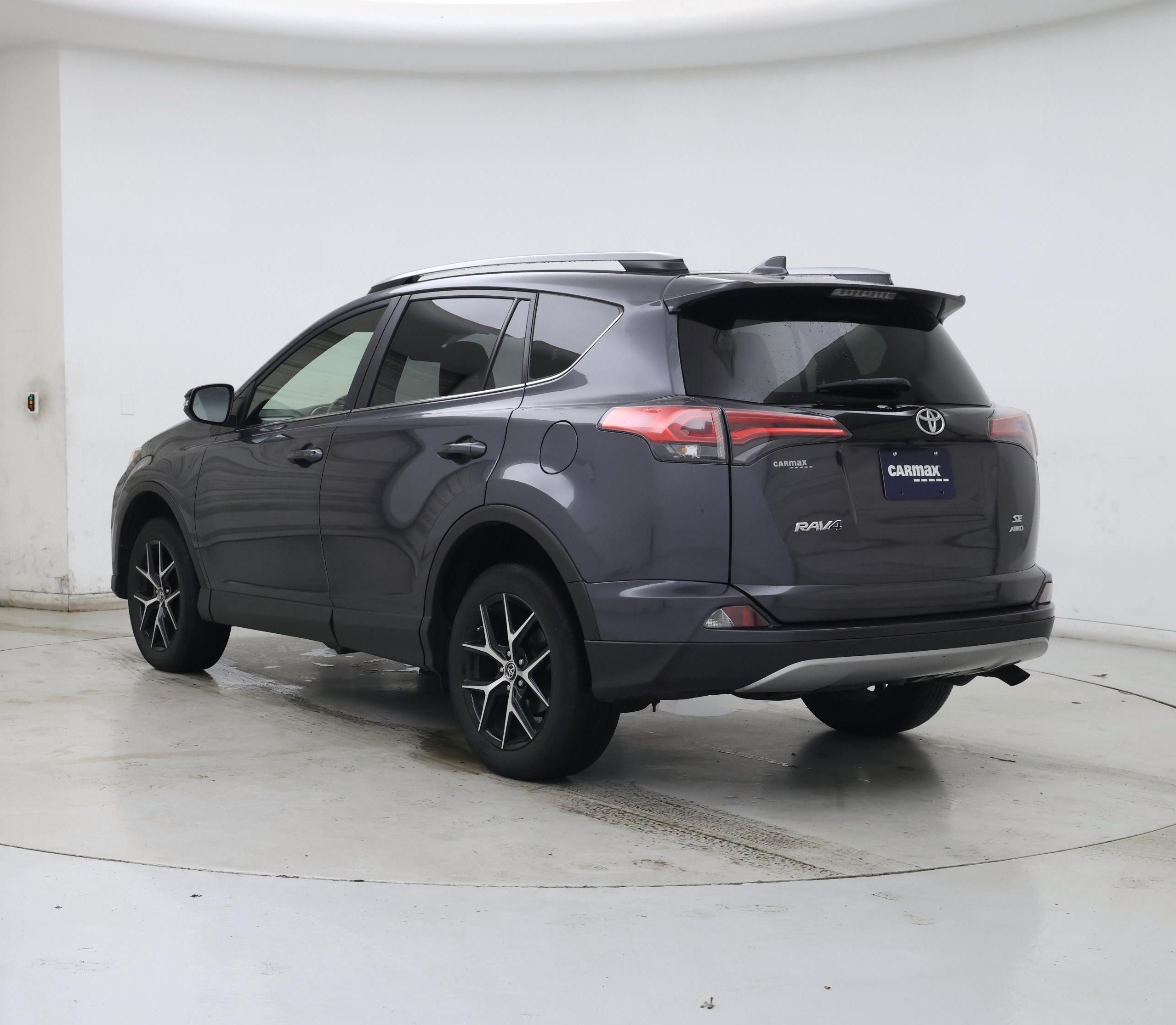 Thumbnail: 2017 Toyota RAV4 - 2