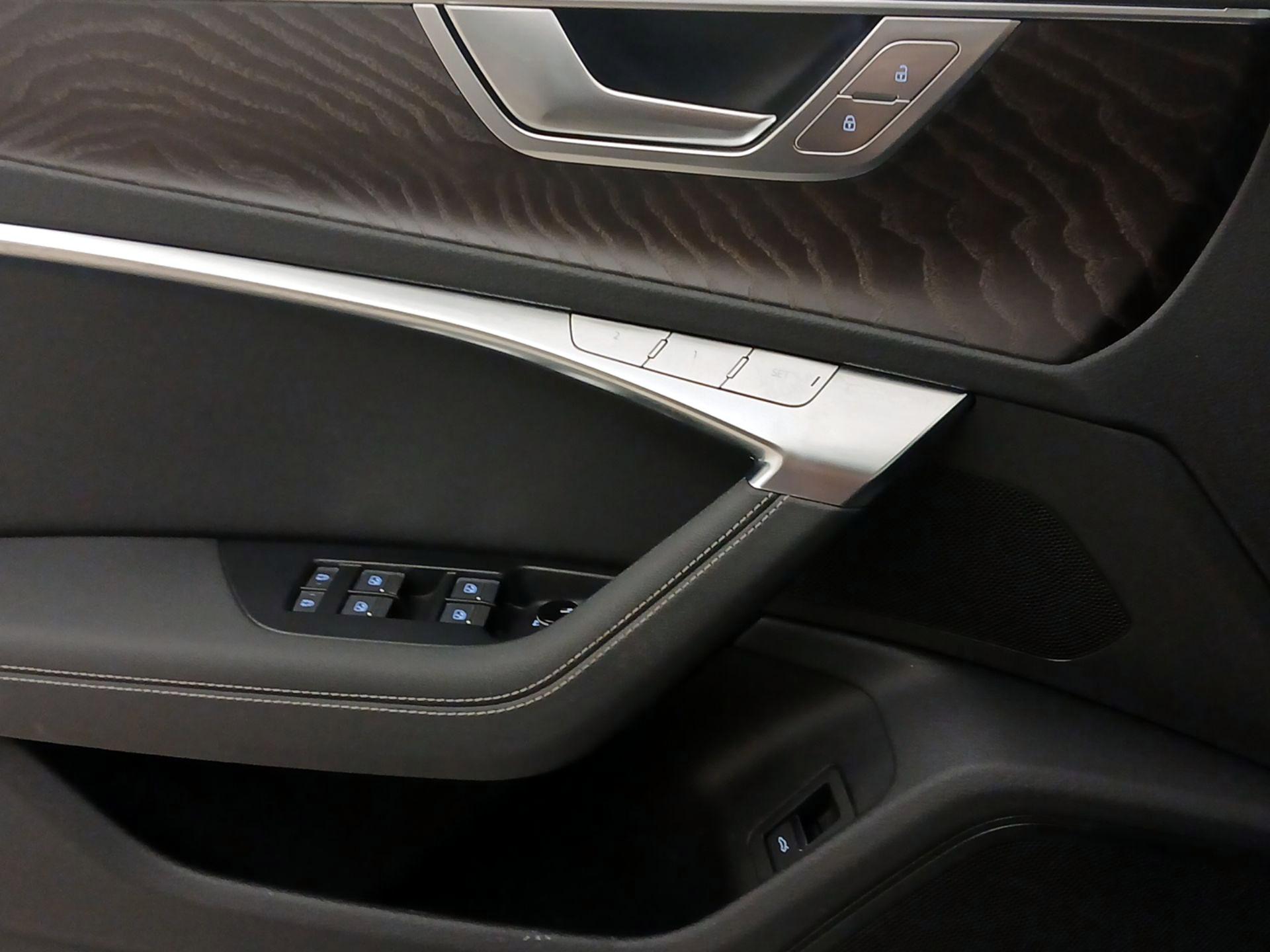 Thumbnail: 2019 Audi A6 - 10