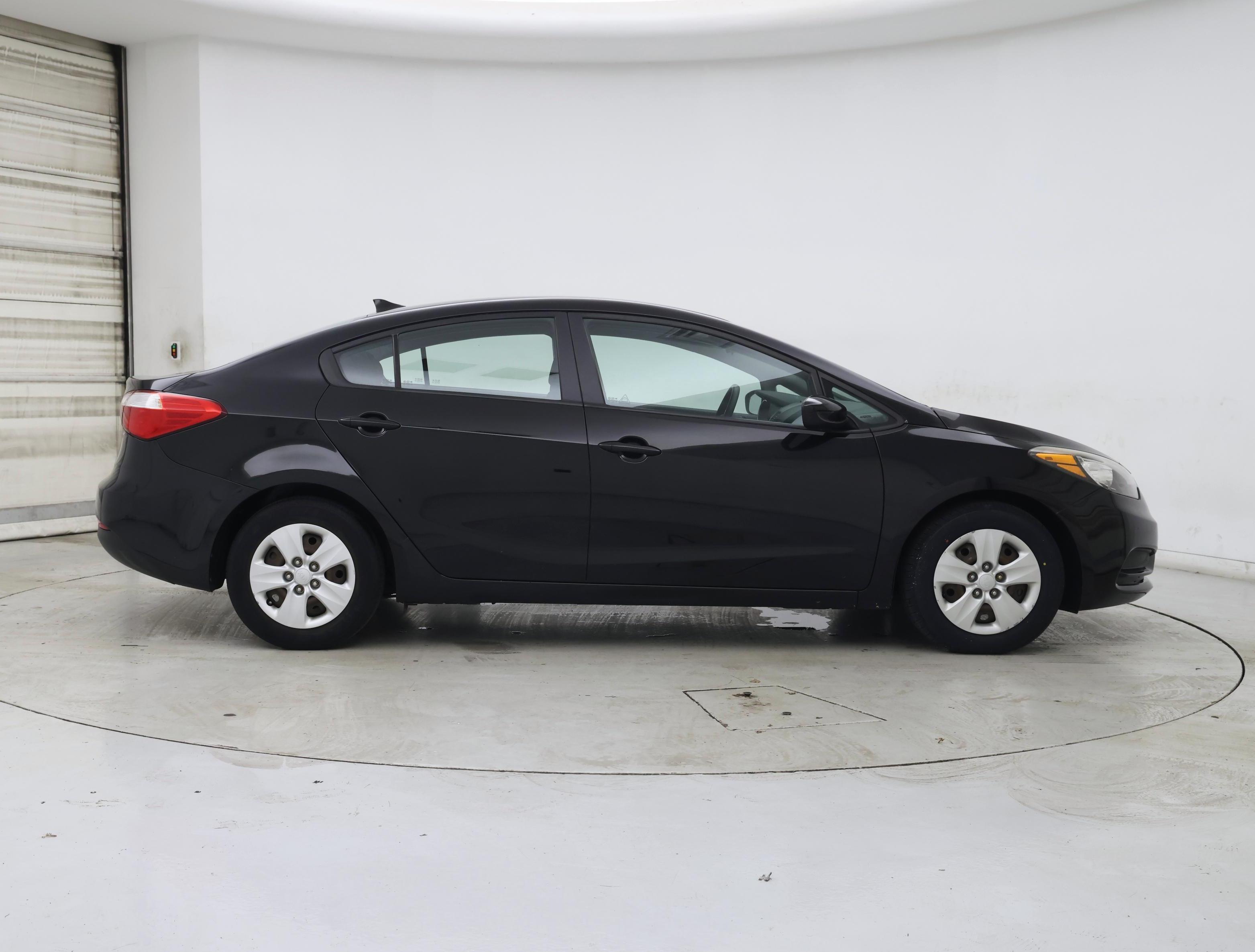 Thumbnail: 2016 Kia Forte - 7