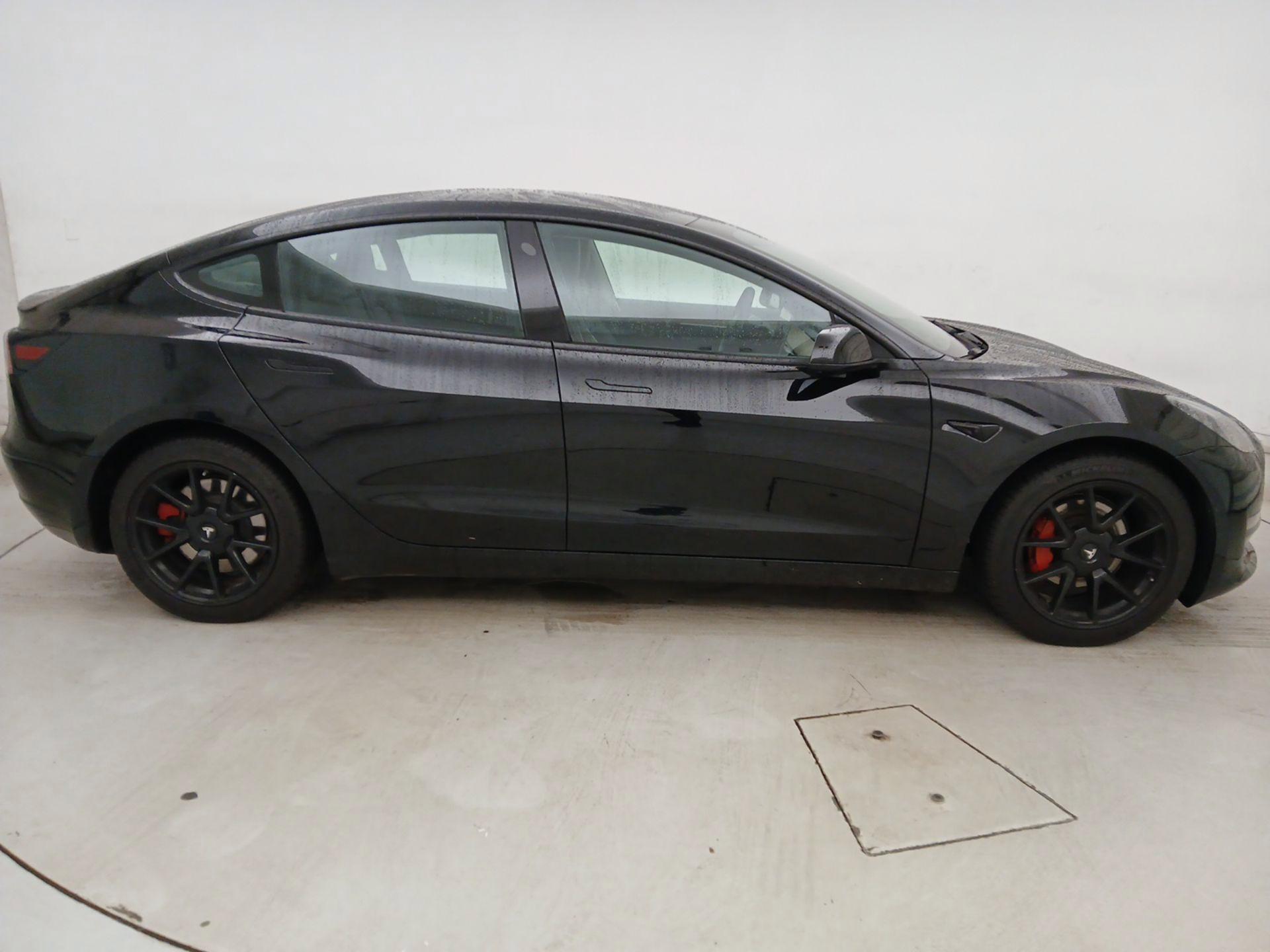 Thumbnail: 2022 Tesla Model 3 - 4