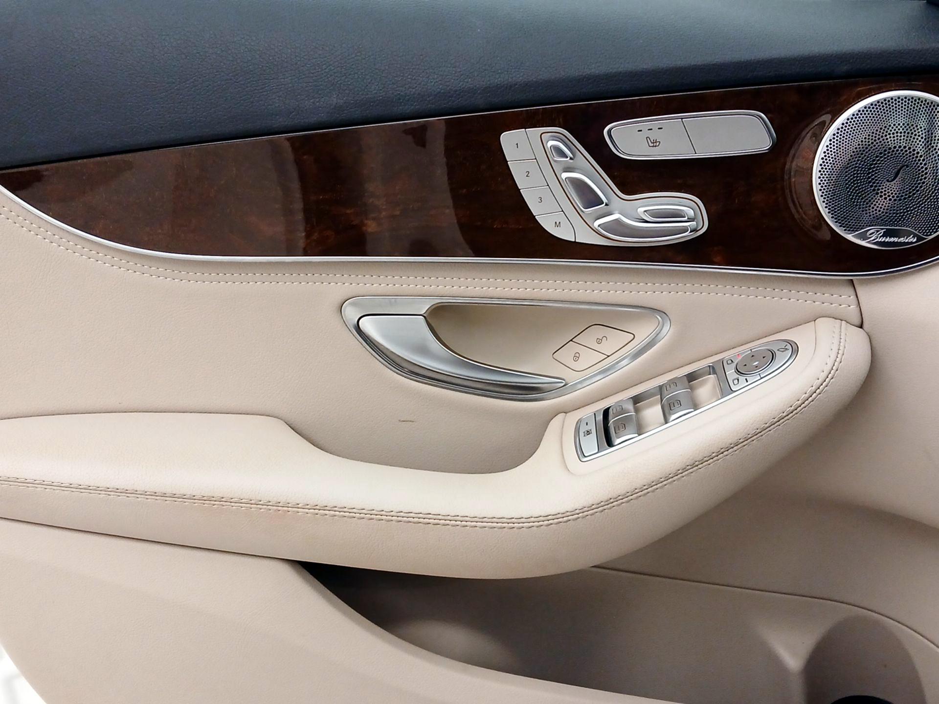 Thumbnail: 2015 Mercedes-Benz C-Class - 10
