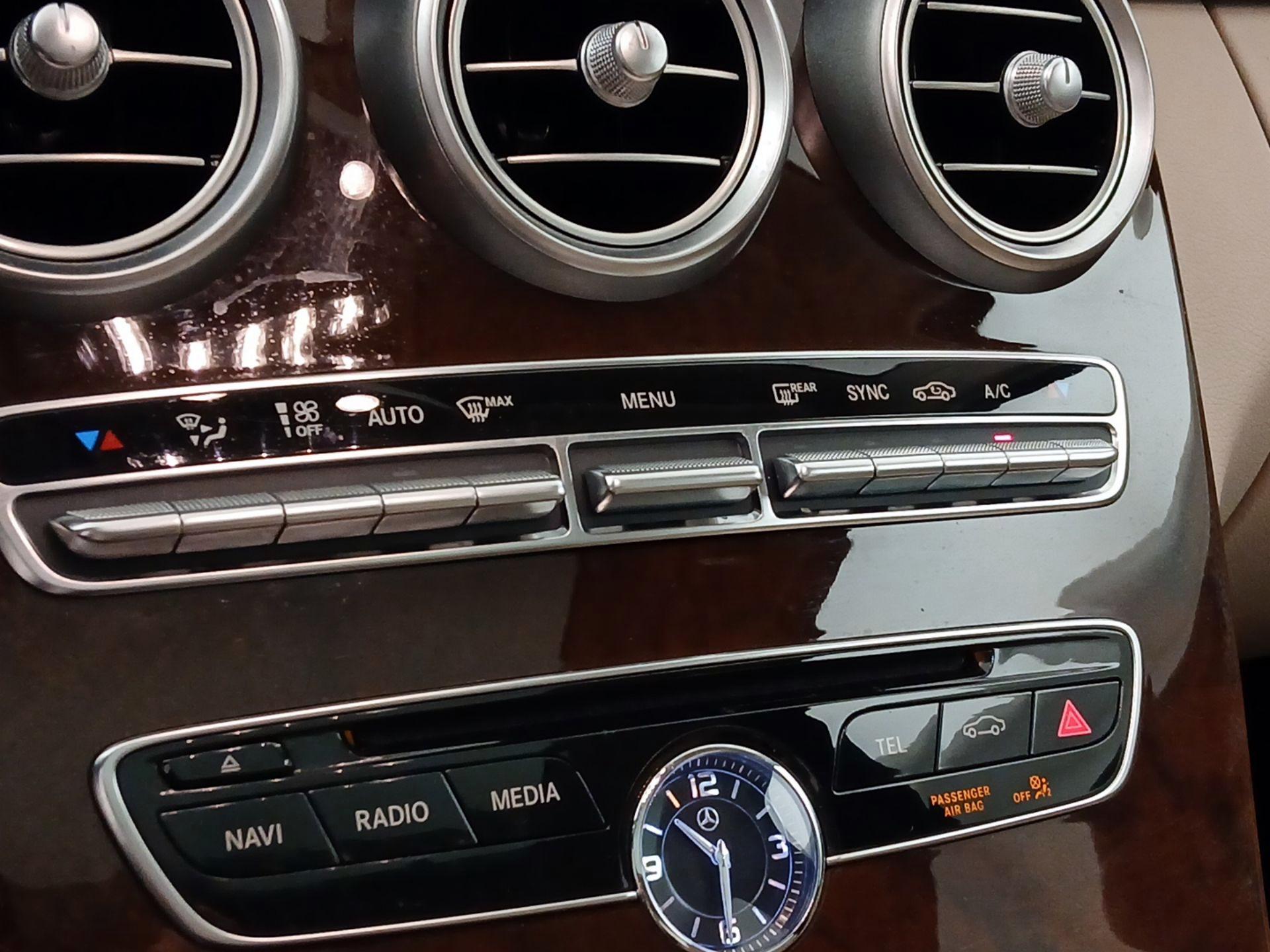 Thumbnail: 2015 Mercedes-Benz C-Class - 14