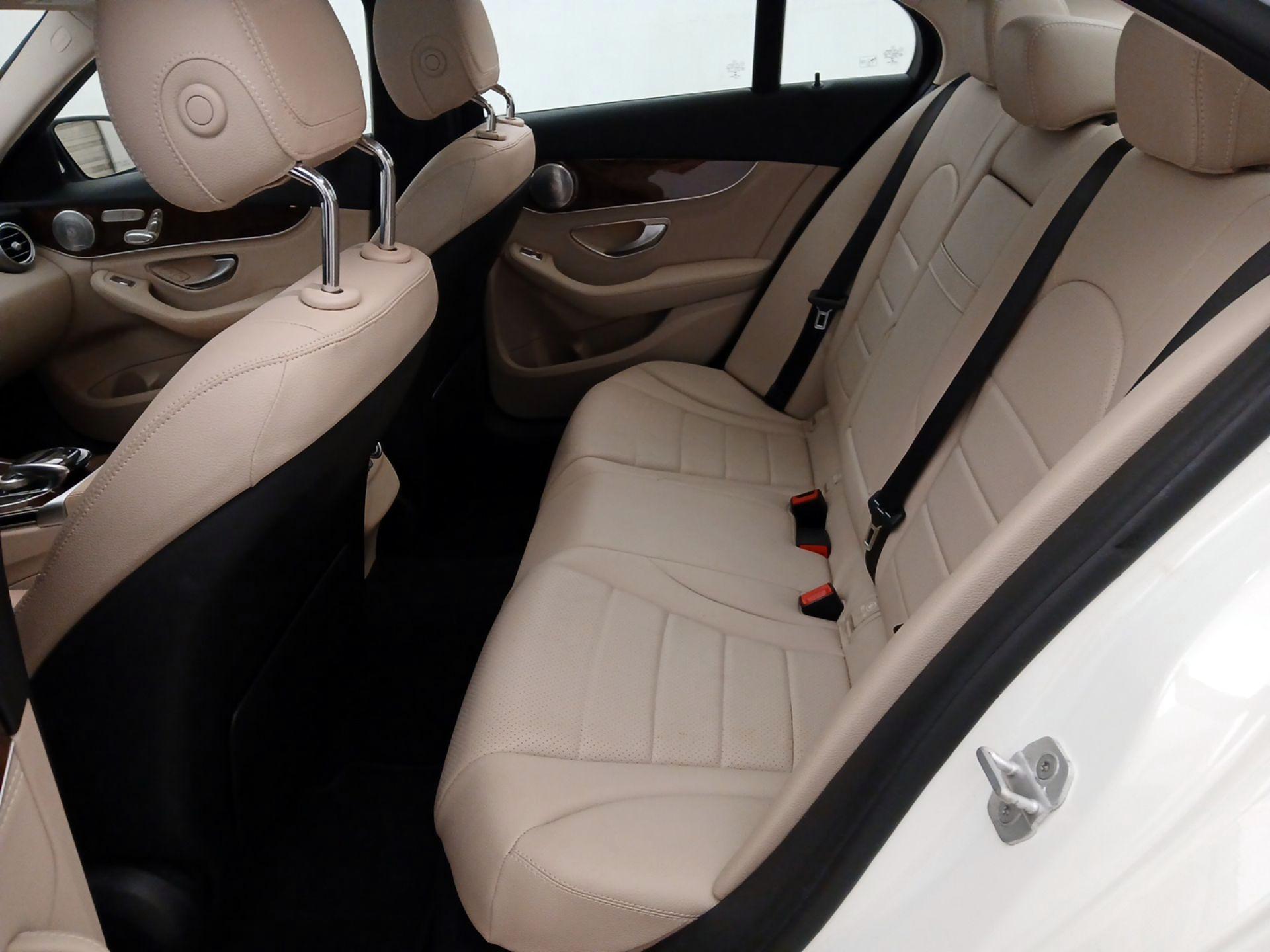 Thumbnail: 2015 Mercedes-Benz C-Class - 18