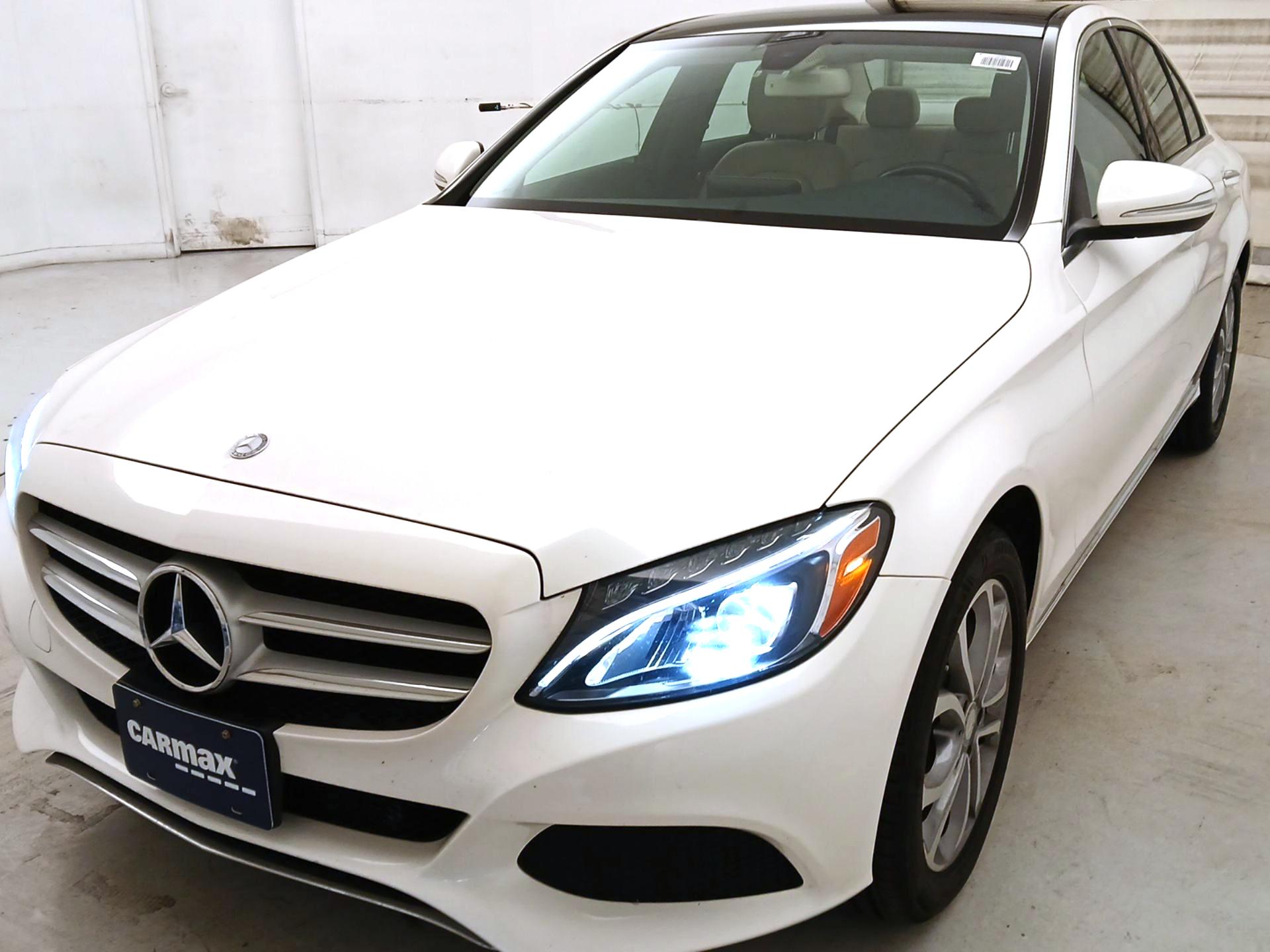 Thumbnail: 2015 Mercedes-Benz C-Class - 3