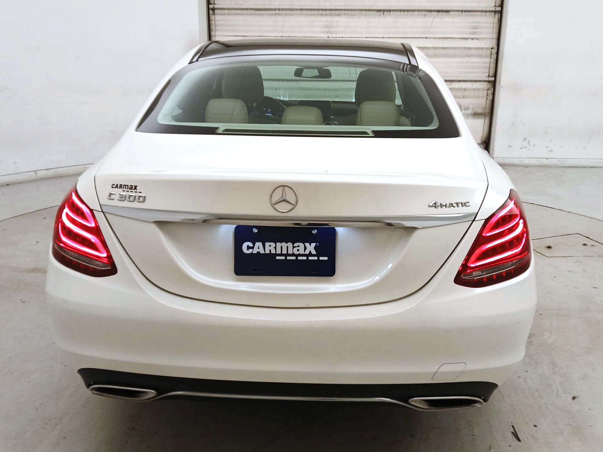 Thumbnail: 2015 Mercedes-Benz C-Class - 6