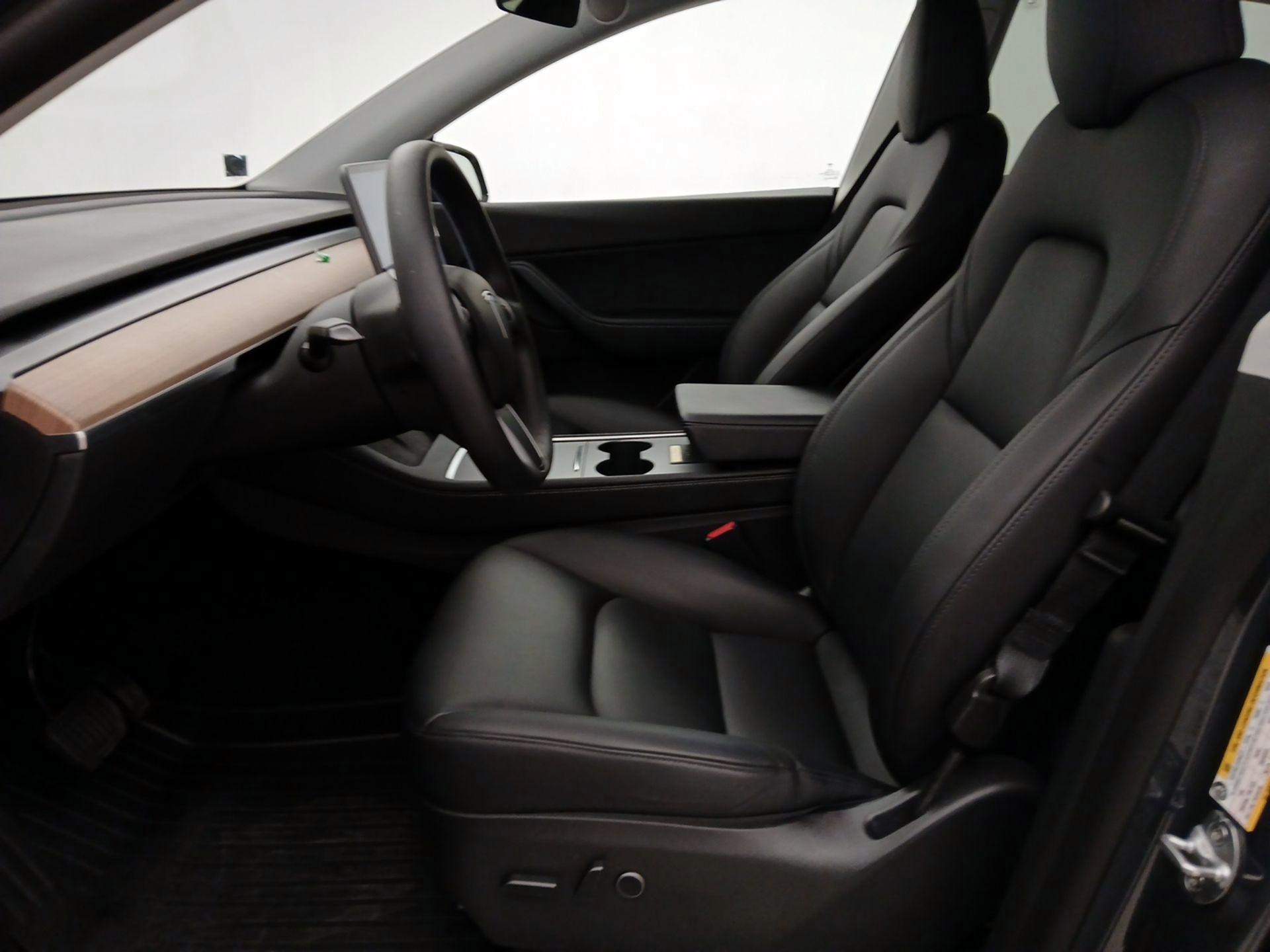 Thumbnail: 2022 Tesla Model Y - 9