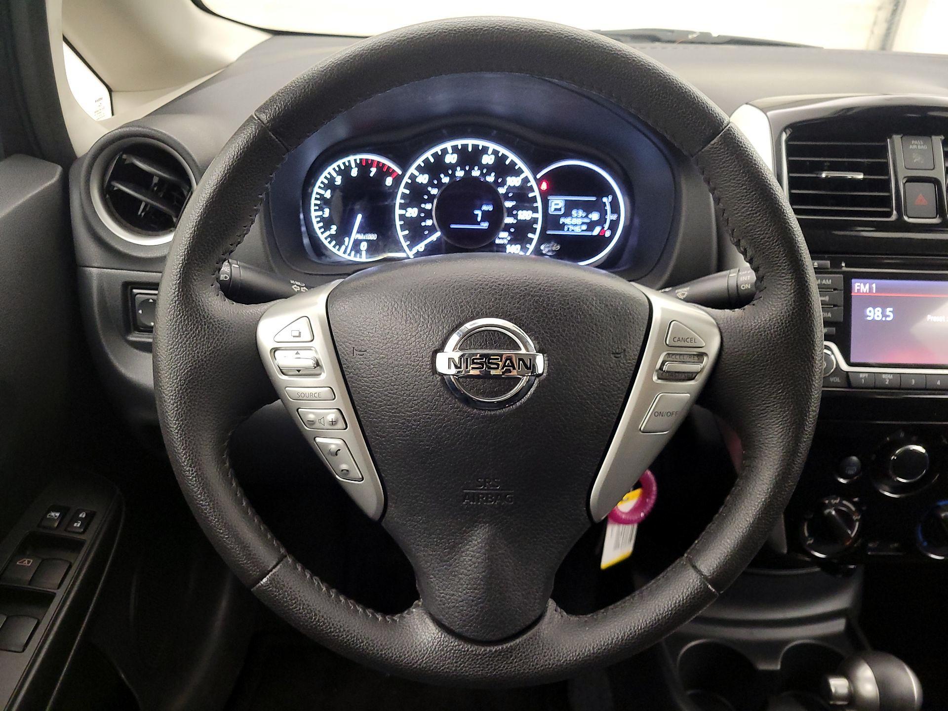 Thumbnail: 2015 Nissan Versa Note - 10