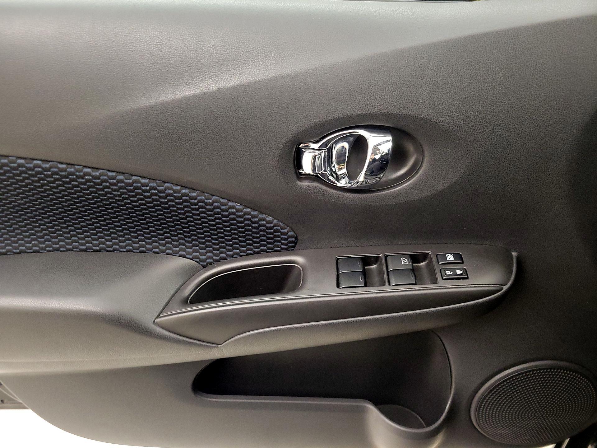 Thumbnail: 2015 Nissan Versa Note - 12