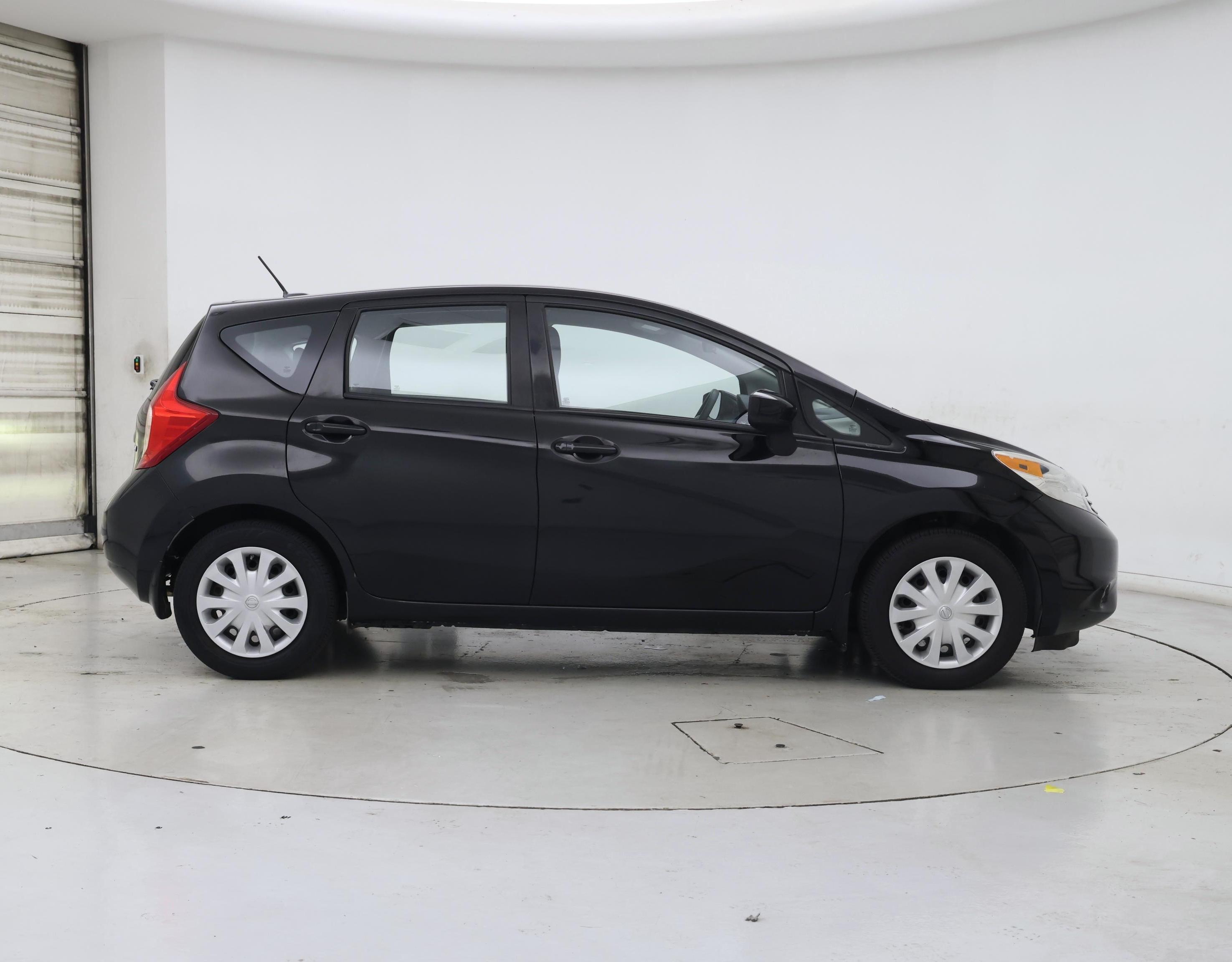 Thumbnail: 2015 Nissan Versa Note - 7