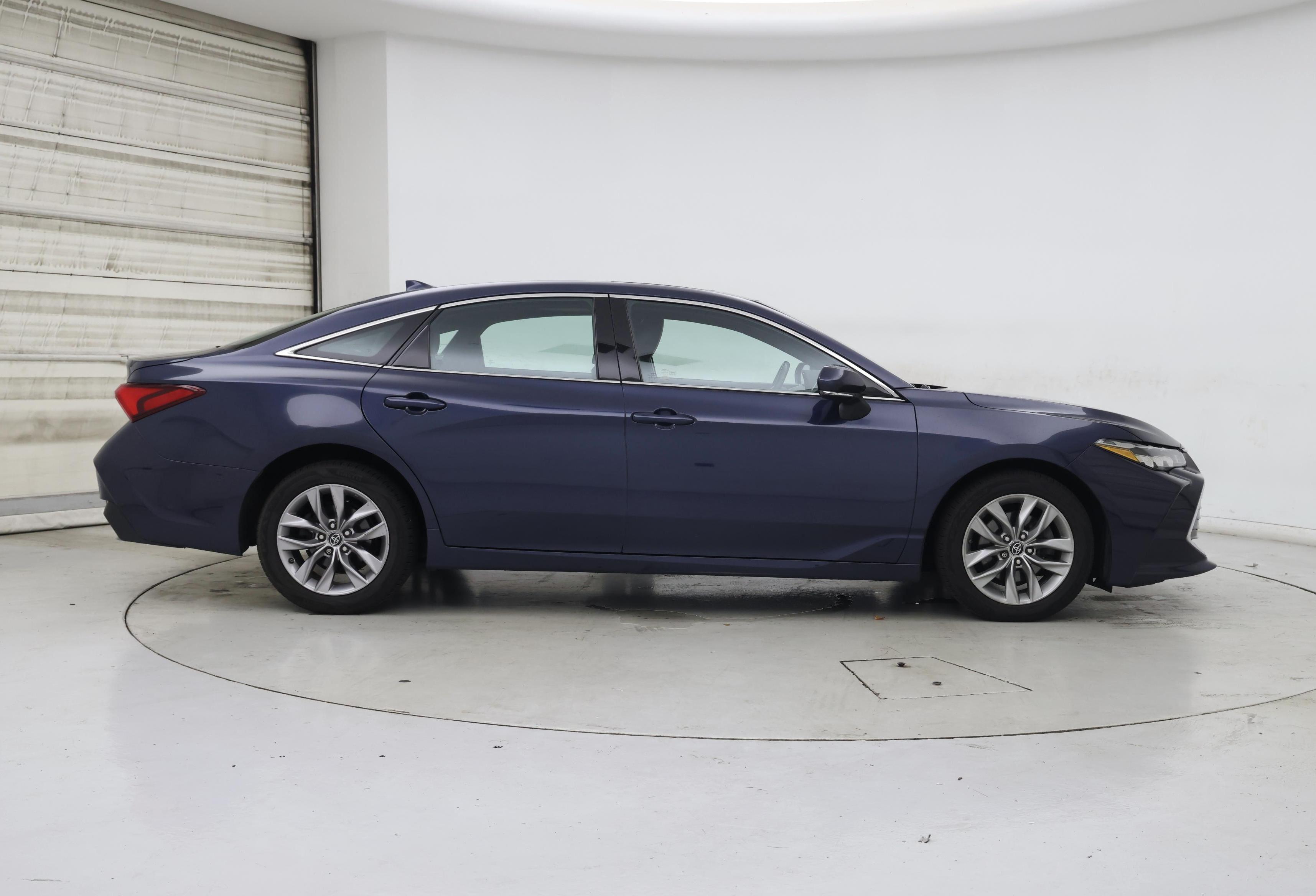 Thumbnail: 2019 Toyota Avalon - 7