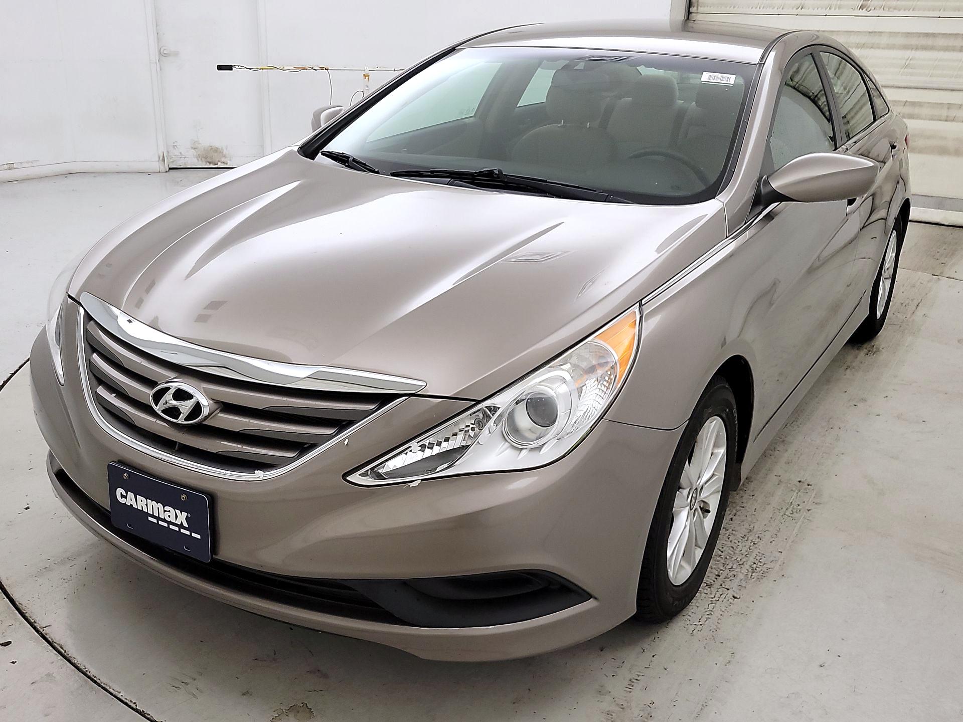 Thumbnail: 2014 Hyundai Sonata - 3
