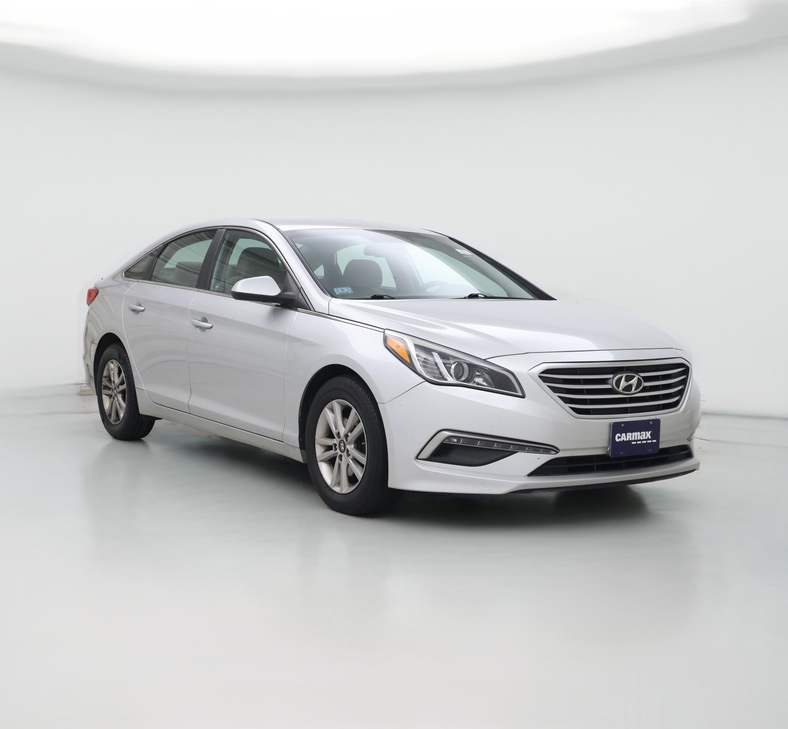 Thumbnail: 2015 Hyundai Sonata - 1