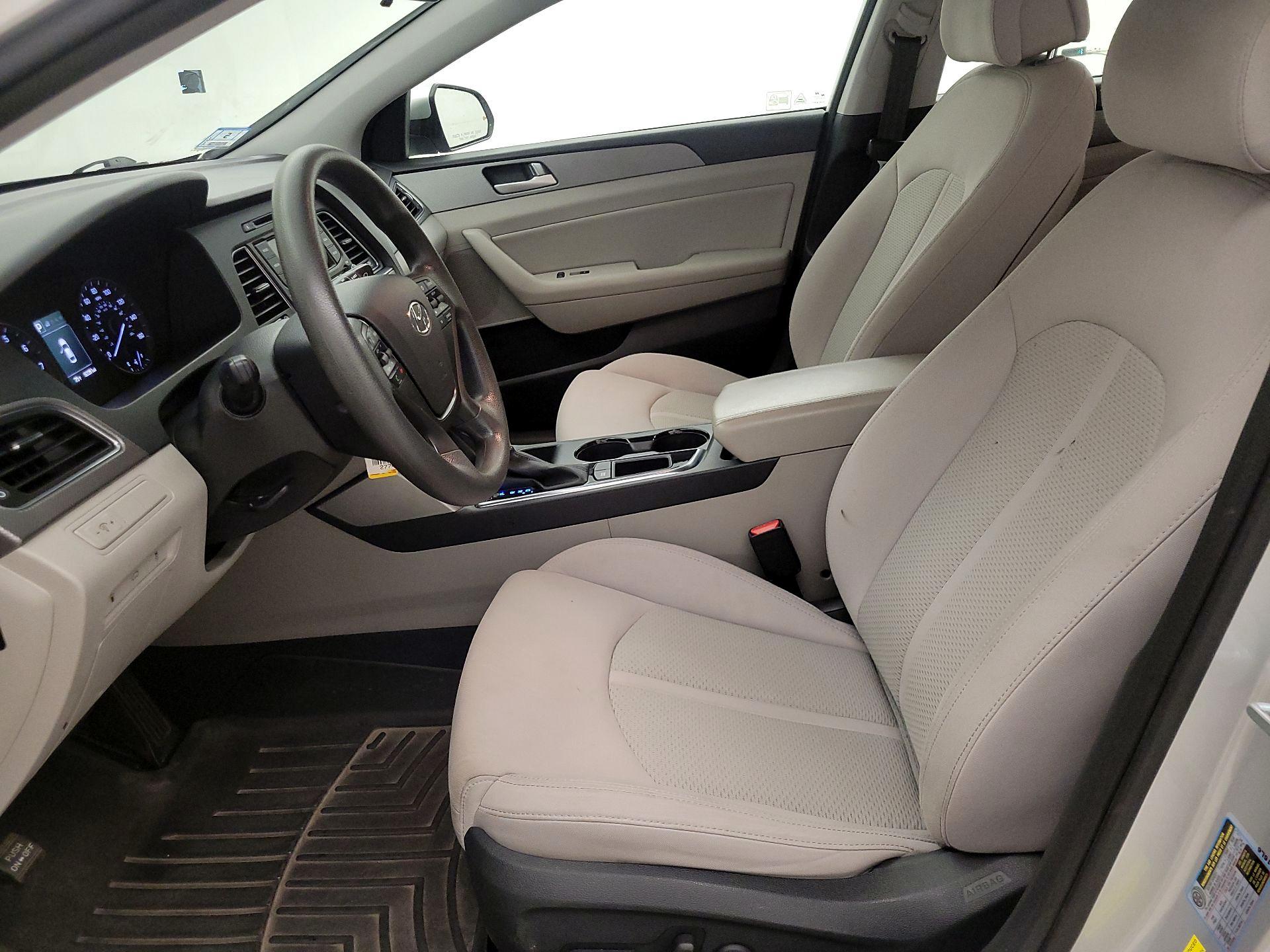 Thumbnail: 2015 Hyundai Sonata - 11