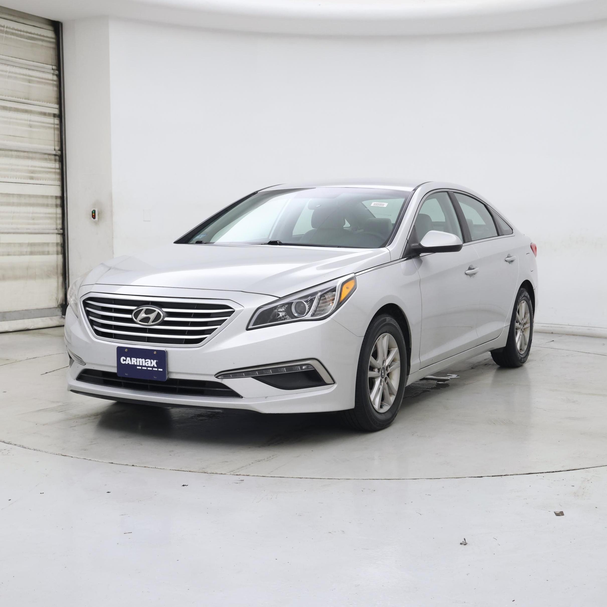 Thumbnail: 2015 Hyundai Sonata - 4
