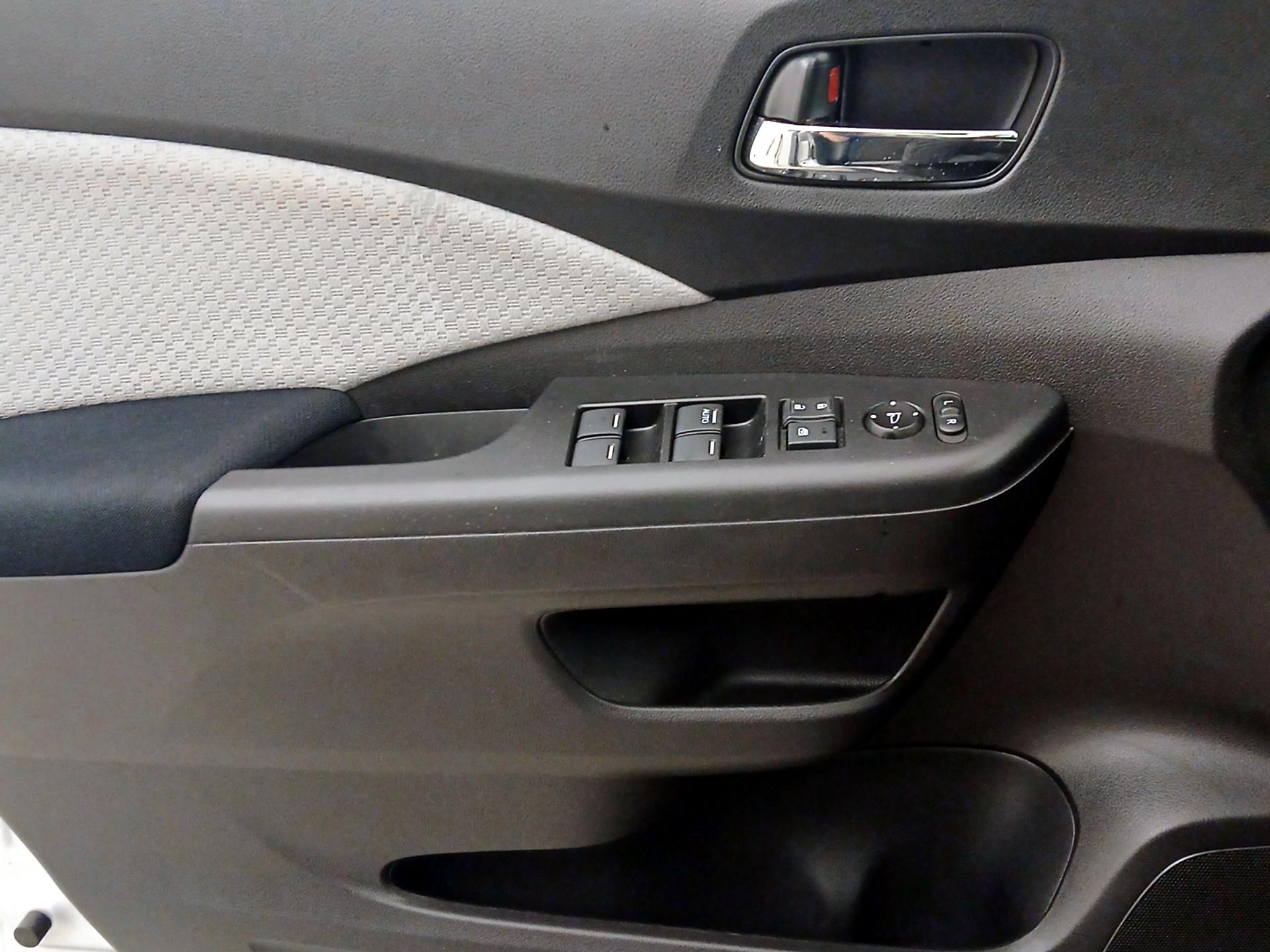 Thumbnail: 2015 Honda CR-V - 12