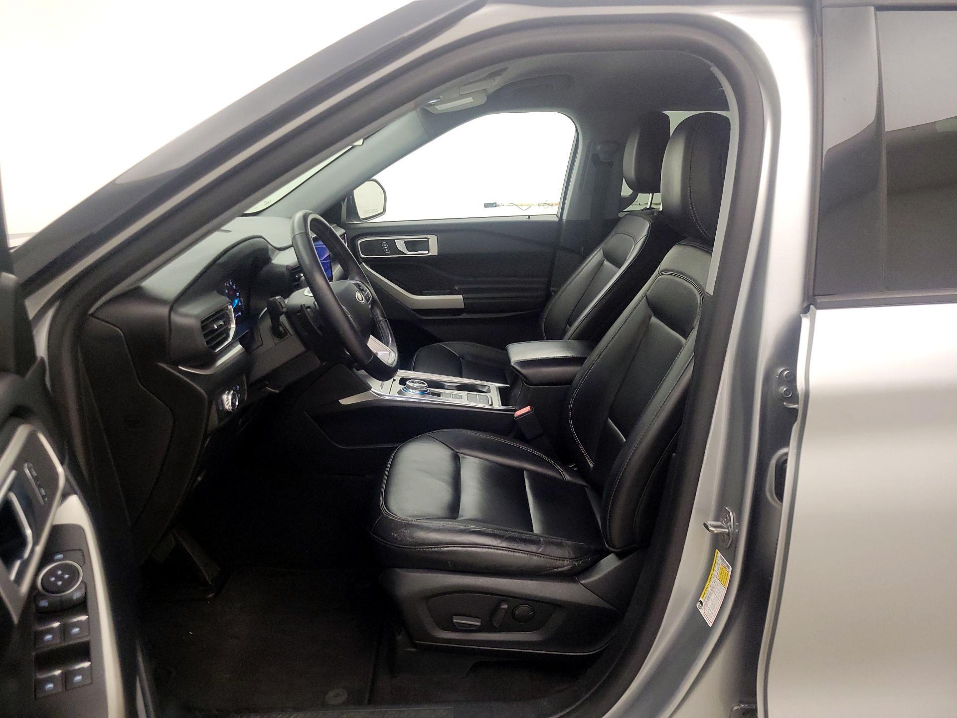 Thumbnail: 2021 Ford Explorer - 11
