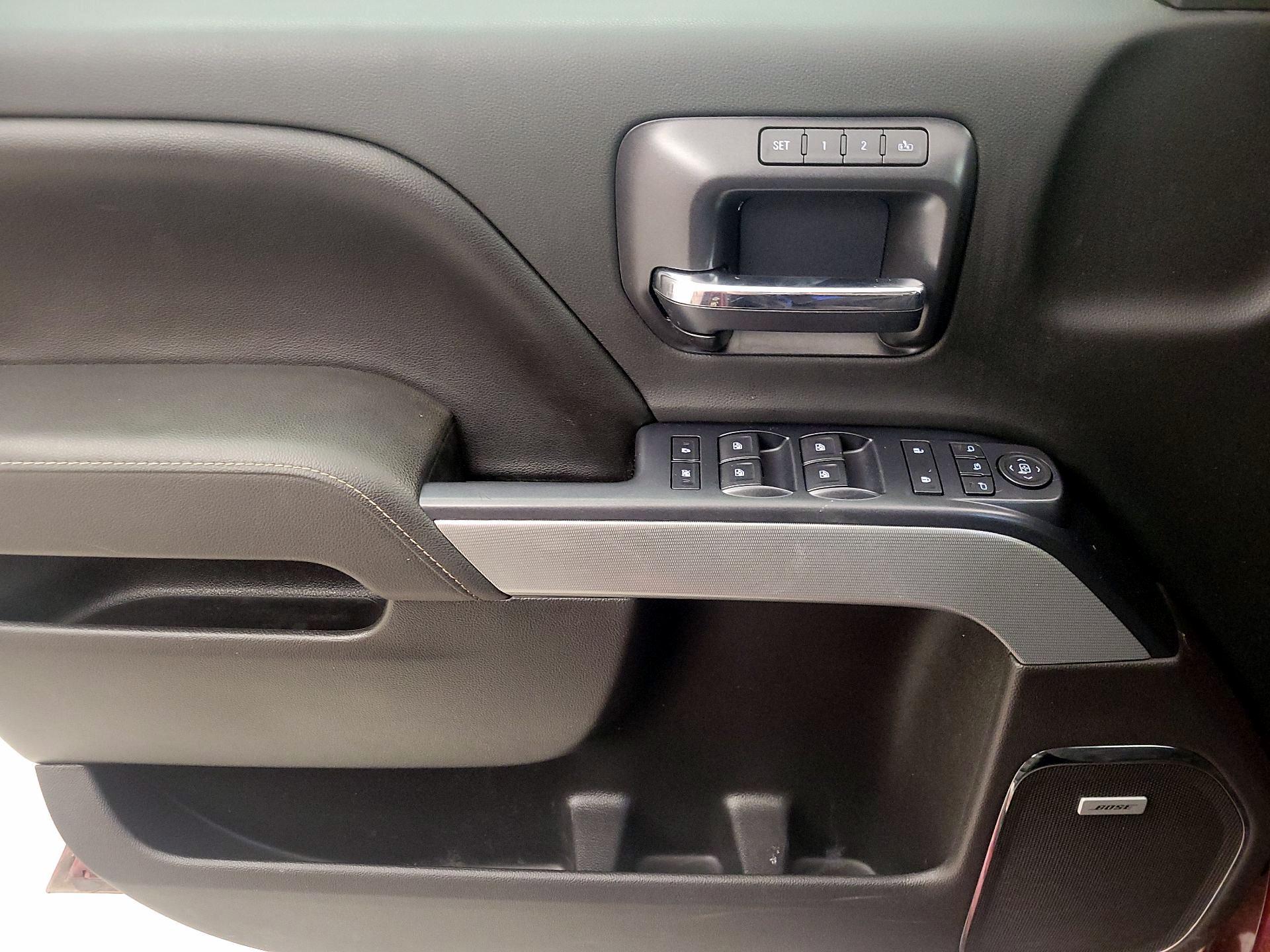 Thumbnail: 2015 Chevrolet Silverado 1500 - 12