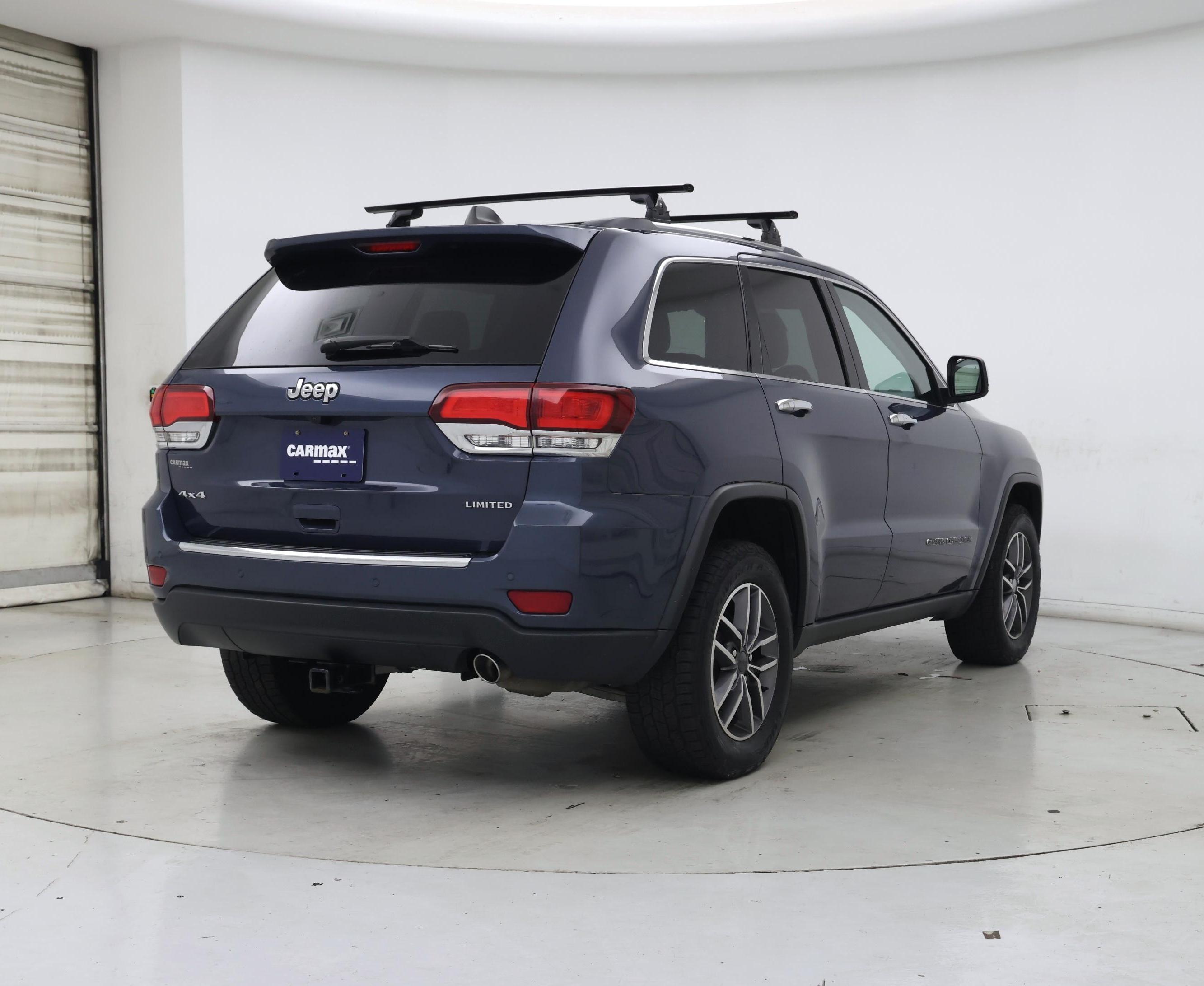 Thumbnail: 2020 Jeep Grand Cherokee - 8