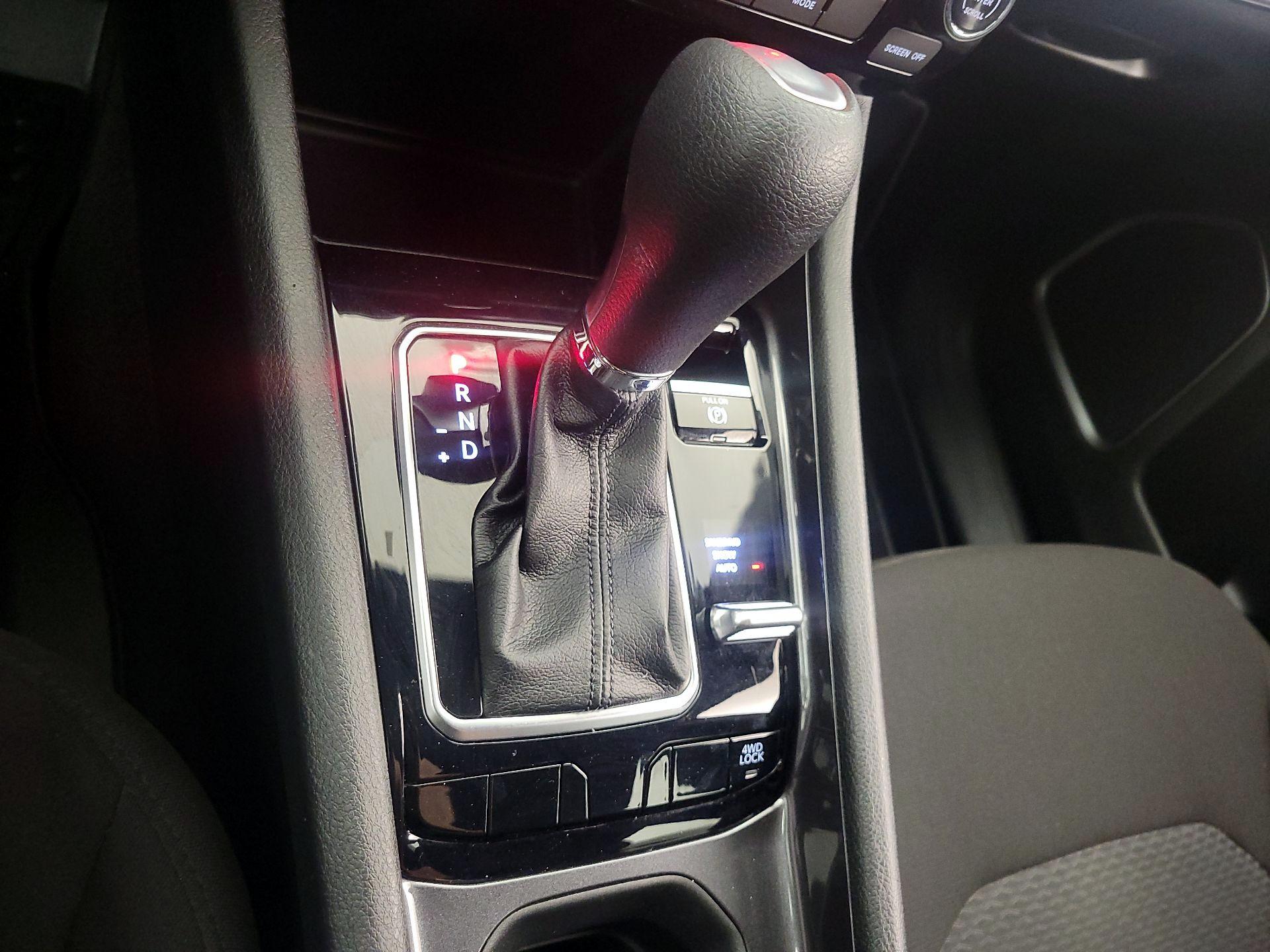 Thumbnail: 2023 Jeep Compass - 17