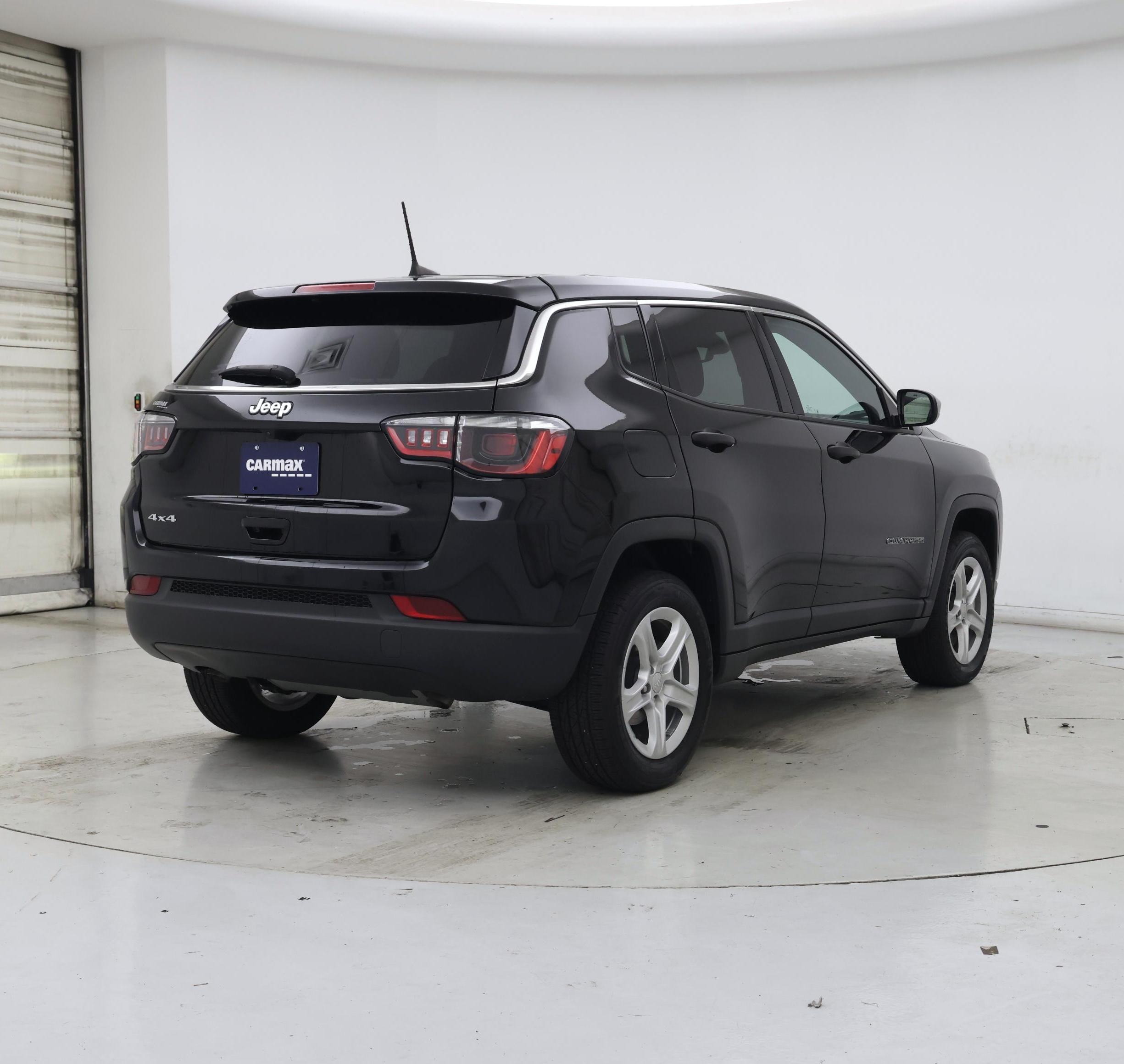 Thumbnail: 2023 Jeep Compass - 8