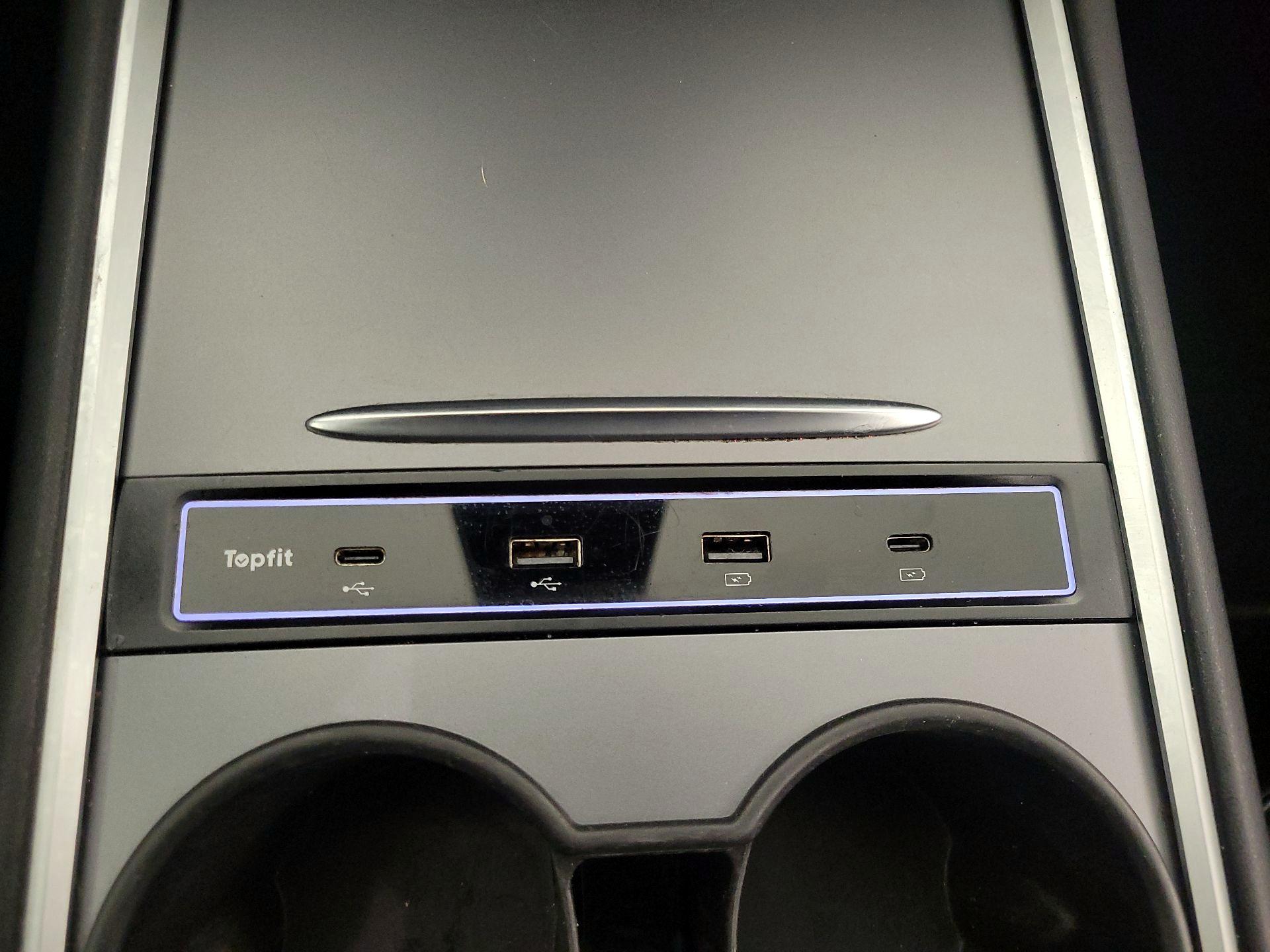 Thumbnail: 2022 Tesla Model Y - 18