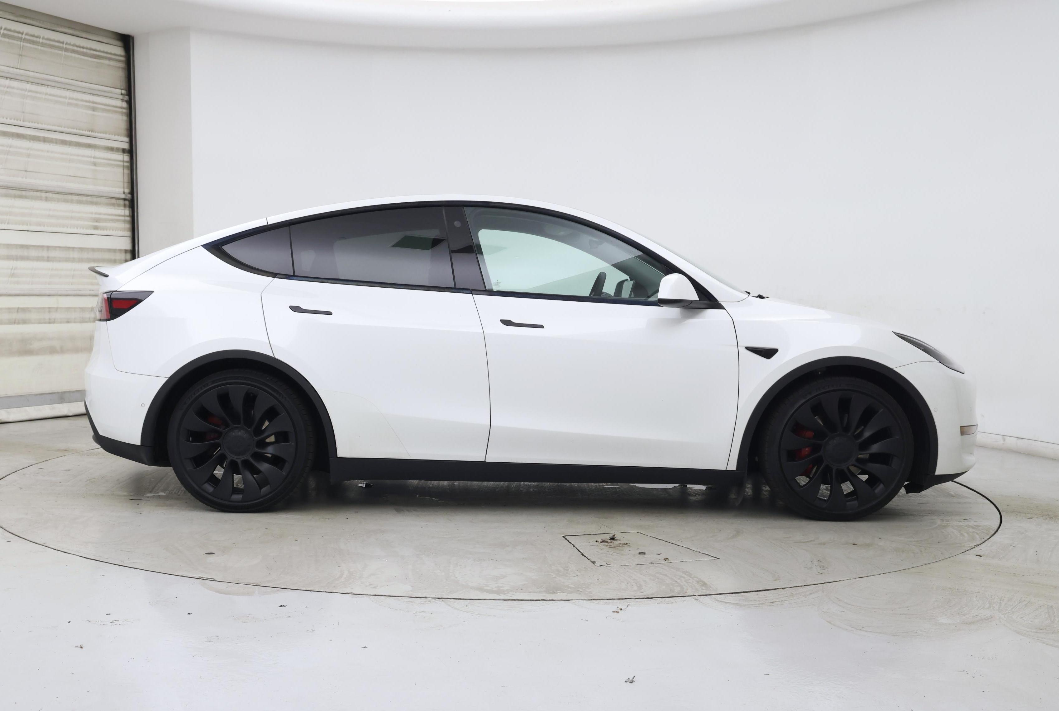 Thumbnail: 2022 Tesla Model Y - 7