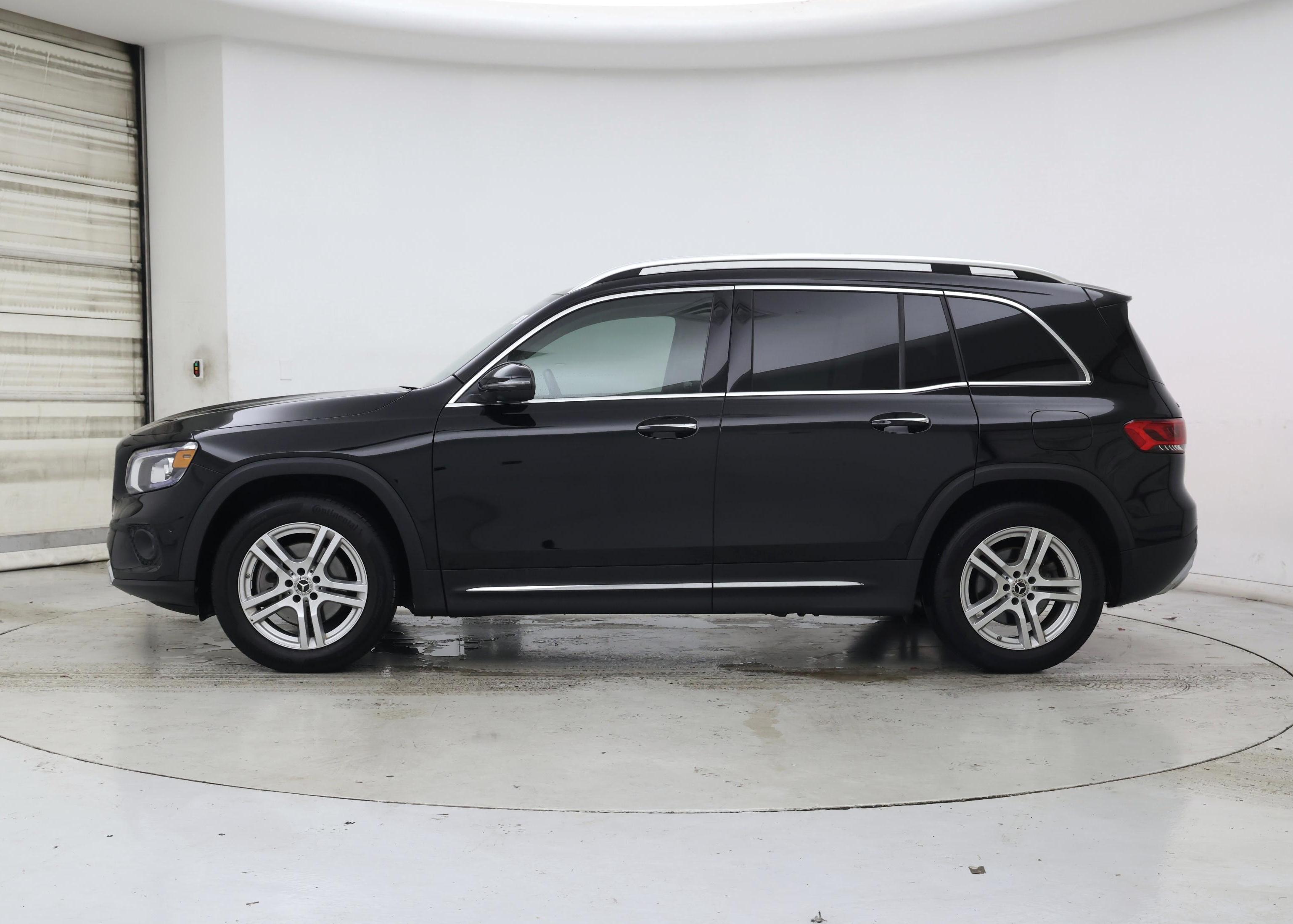 Thumbnail: 2023 Mercedes-Benz GLB - 3