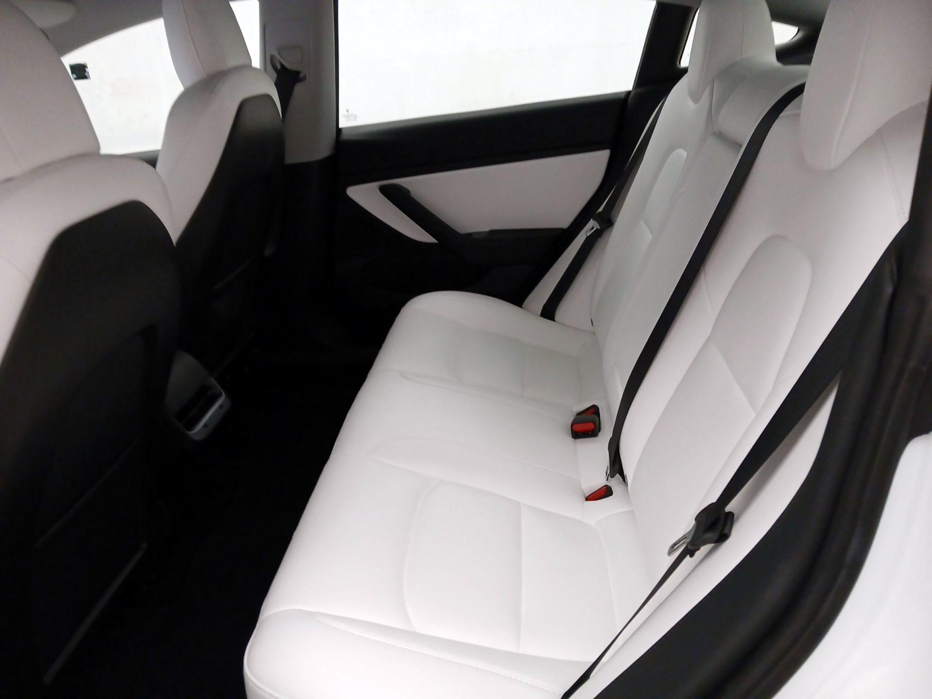 Thumbnail: 2020 Tesla Model 3 - 16
