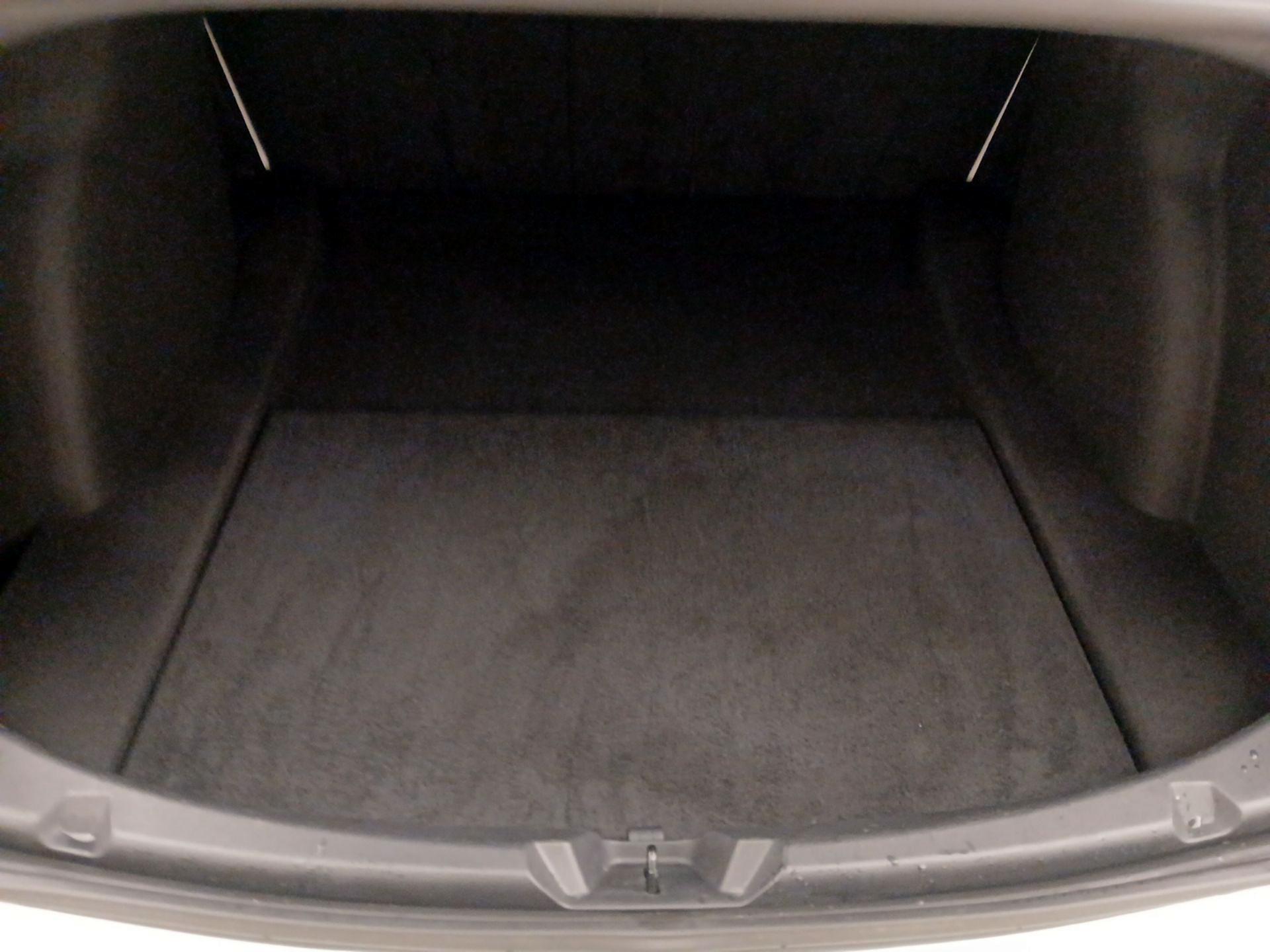 Thumbnail: 2020 Tesla Model 3 - 17