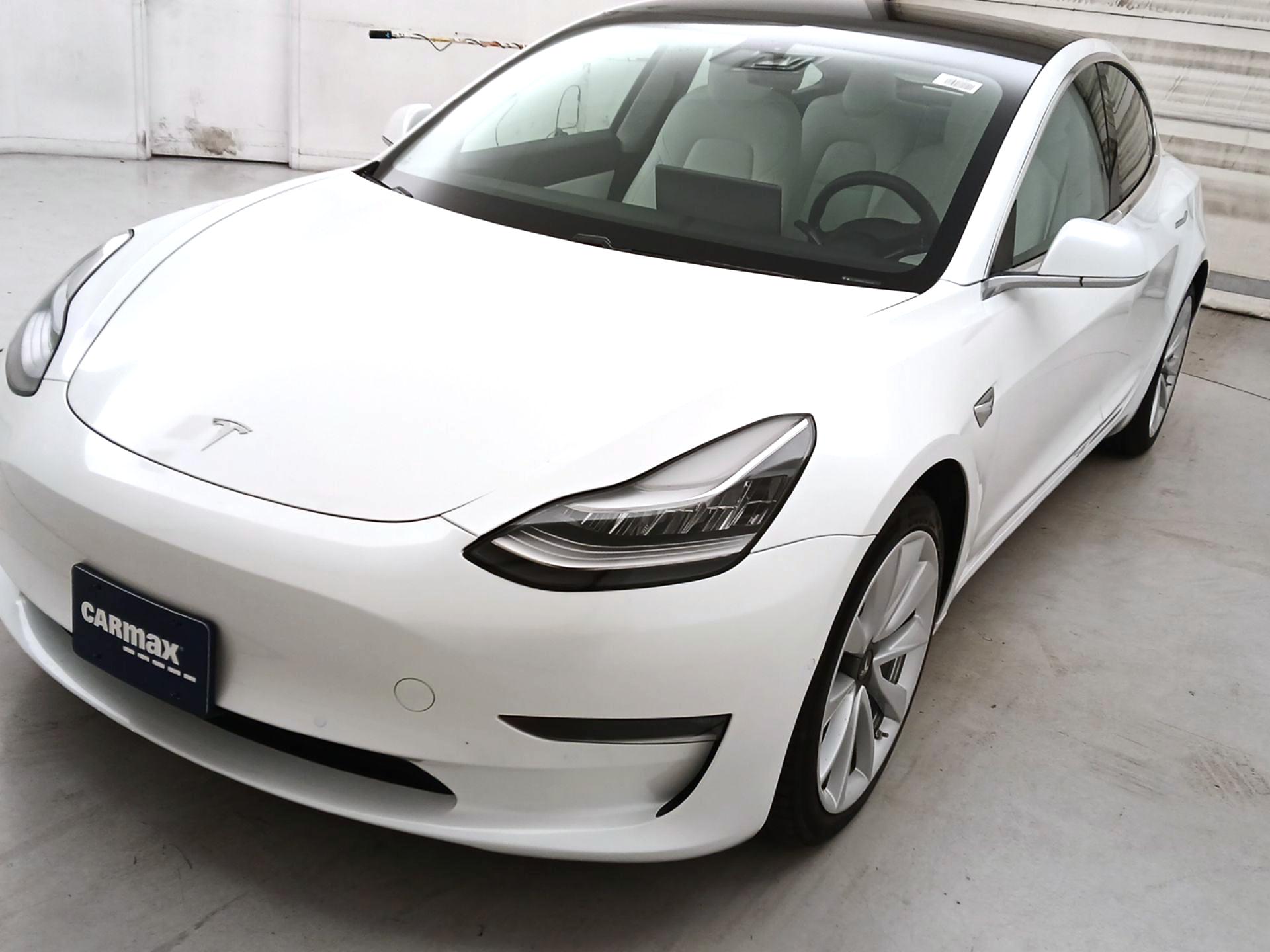 Thumbnail: 2020 Tesla Model 3 - 3