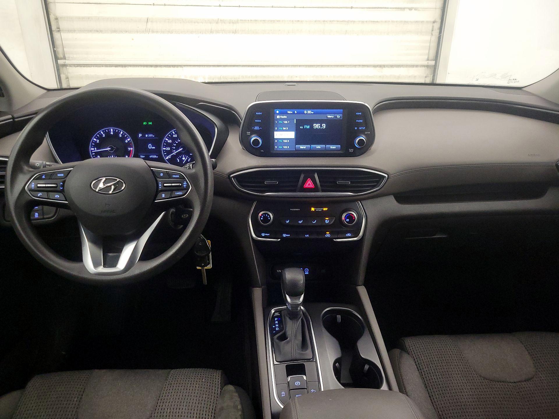 Thumbnail: 2019 Hyundai Santa Fe - 9