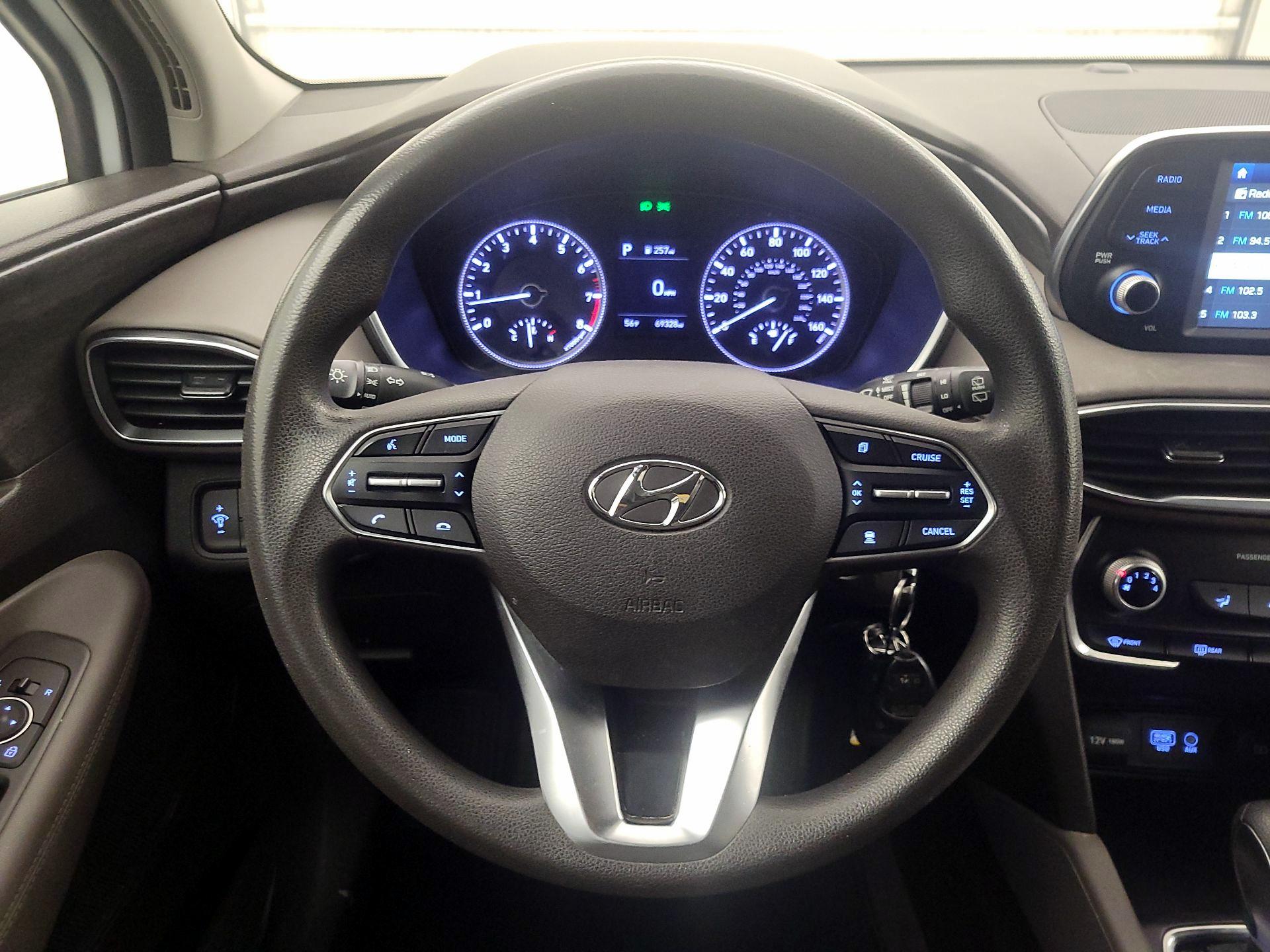 Thumbnail: 2019 Hyundai Santa Fe - 10