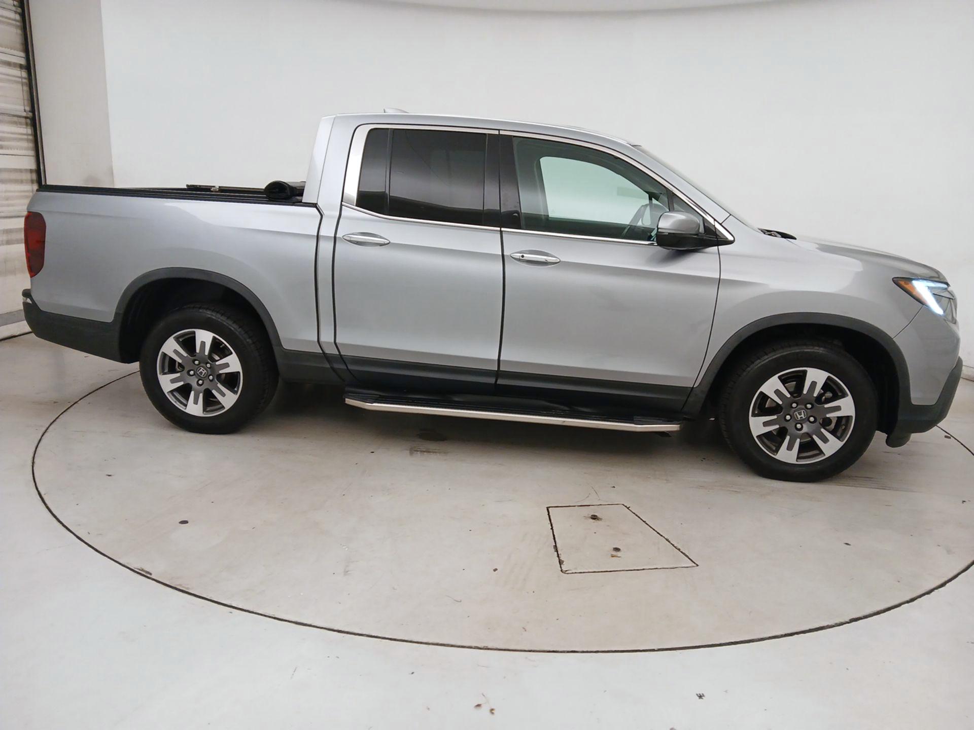 Thumbnail: 2019 Honda Ridgeline - 4