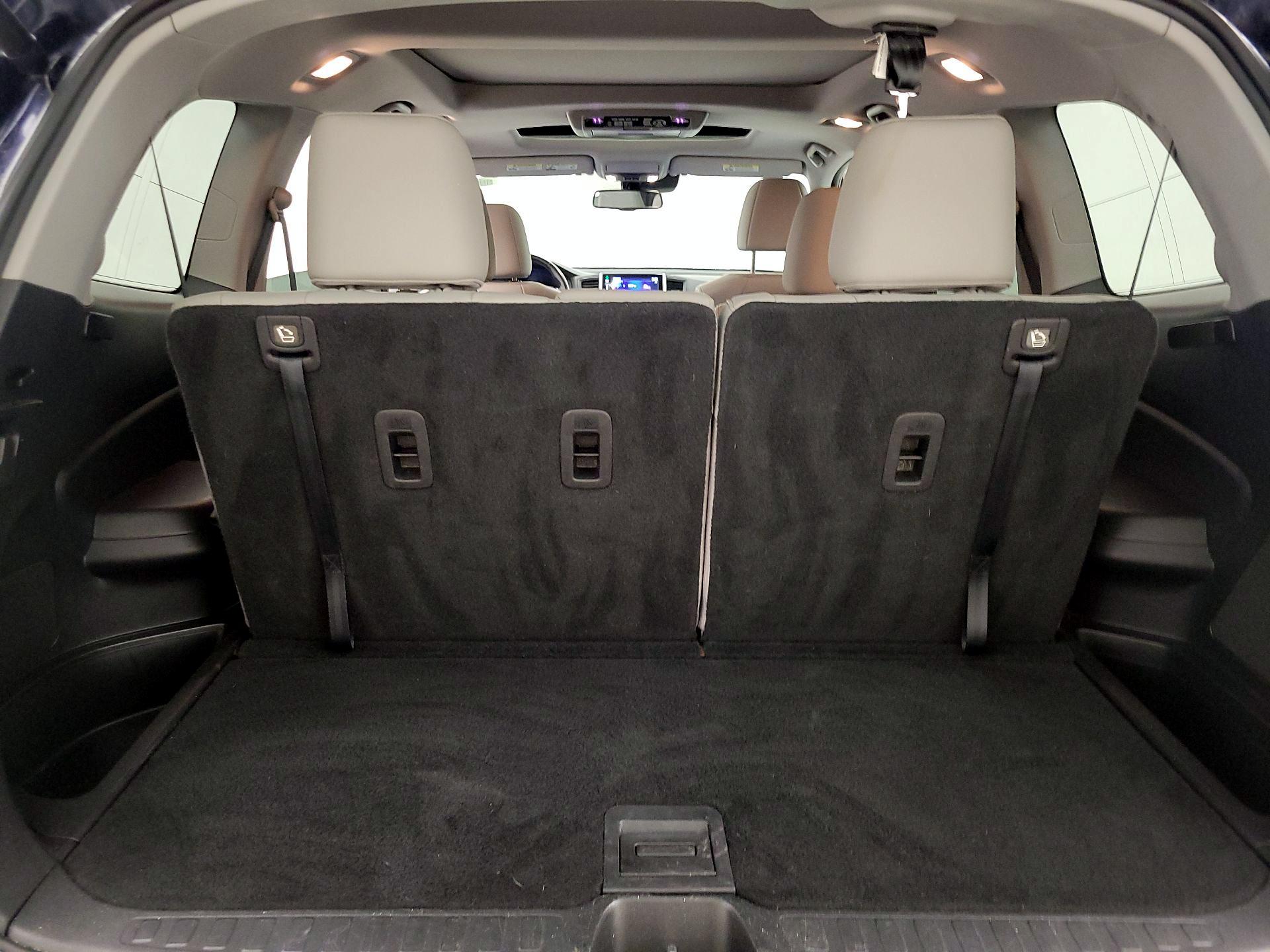 Thumbnail: 2016 Honda Pilot - 19