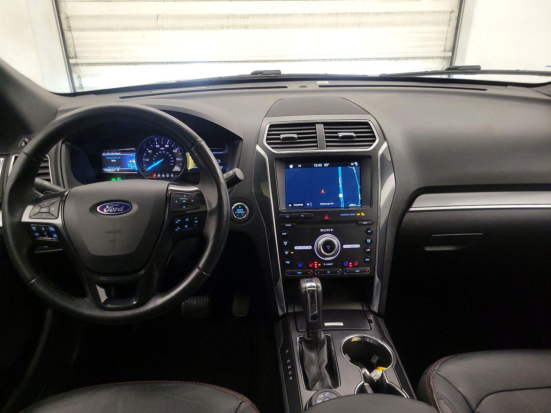 Thumbnail: 2019 Ford Explorer - 9