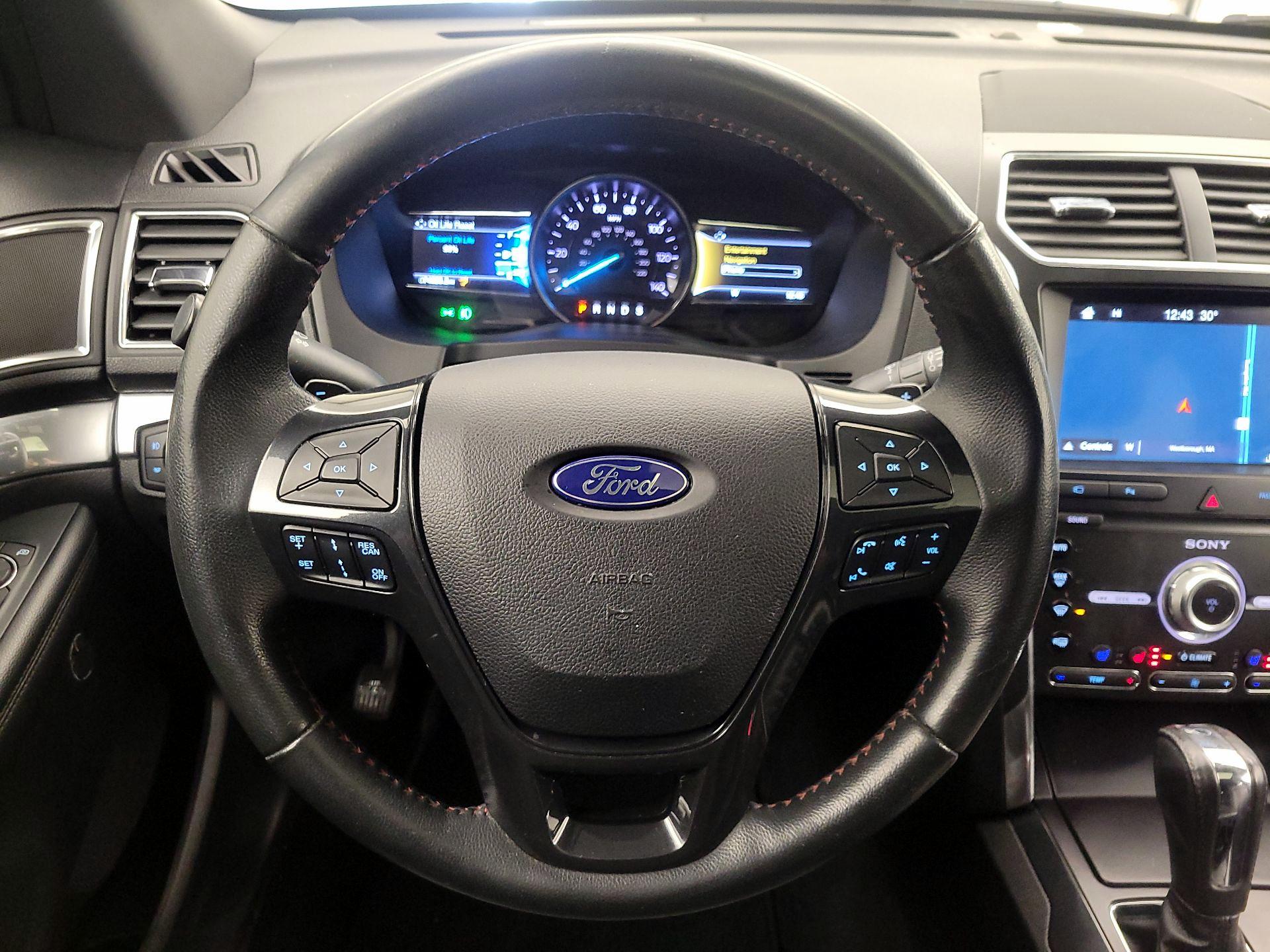Thumbnail: 2019 Ford Explorer - 10