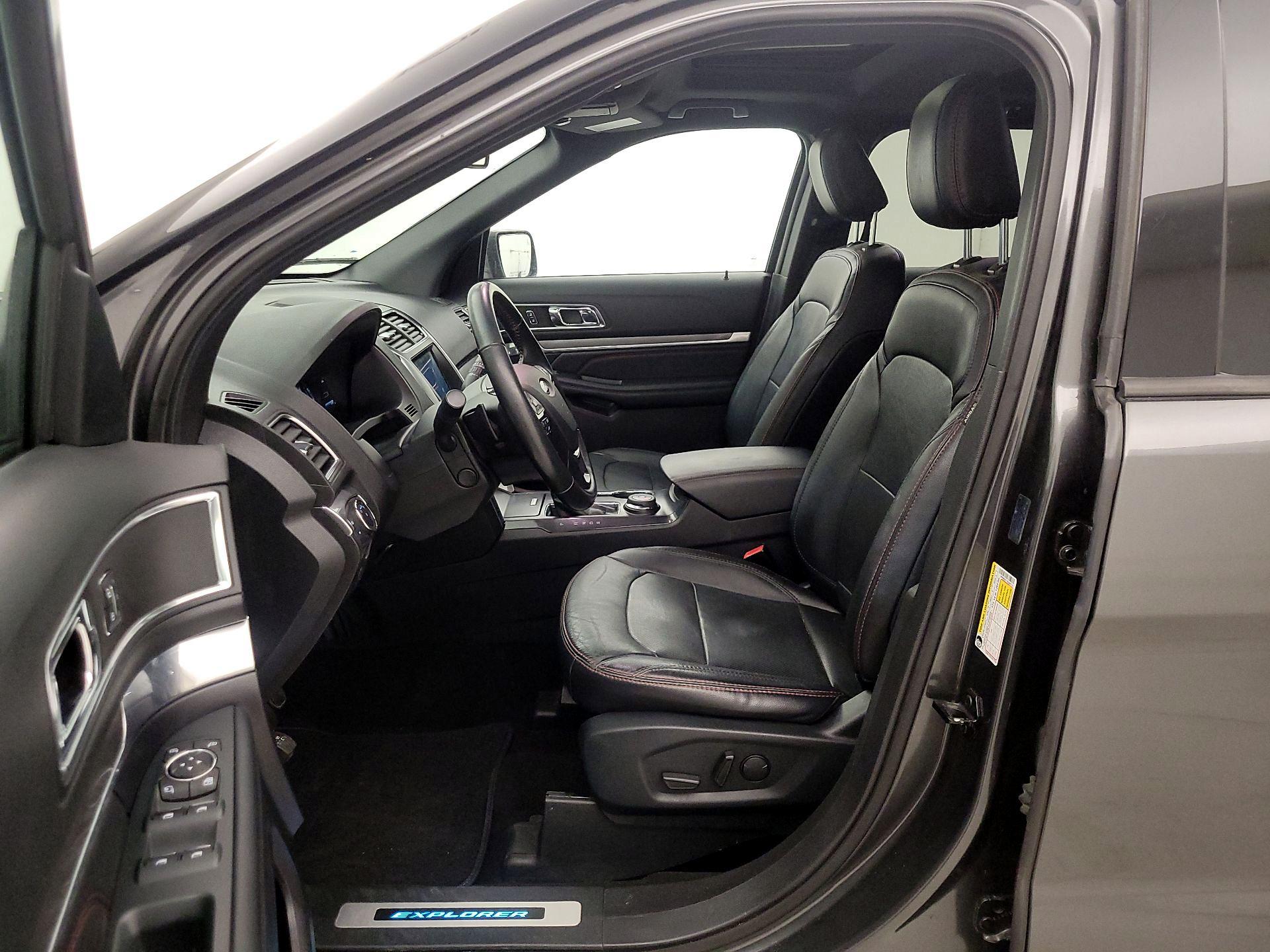 Thumbnail: 2019 Ford Explorer - 11