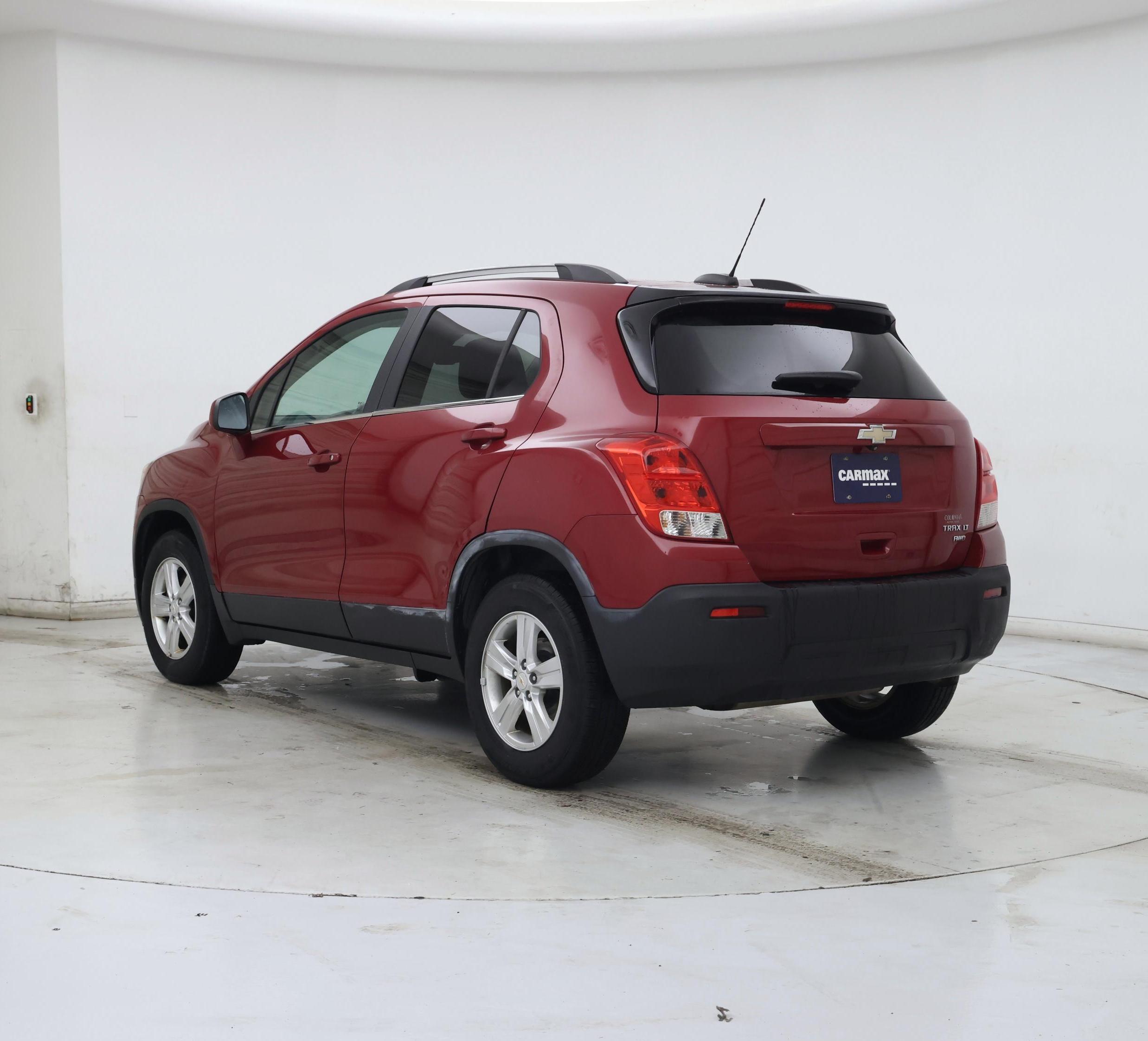 Thumbnail: 2015 Chevrolet Trax - 2