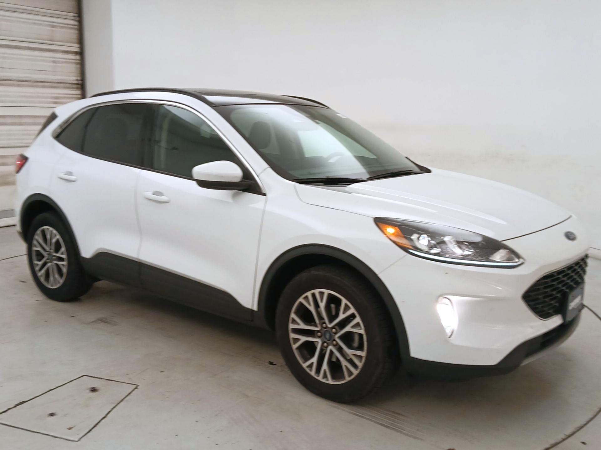 Thumbnail: 2020 Ford Escape - 1